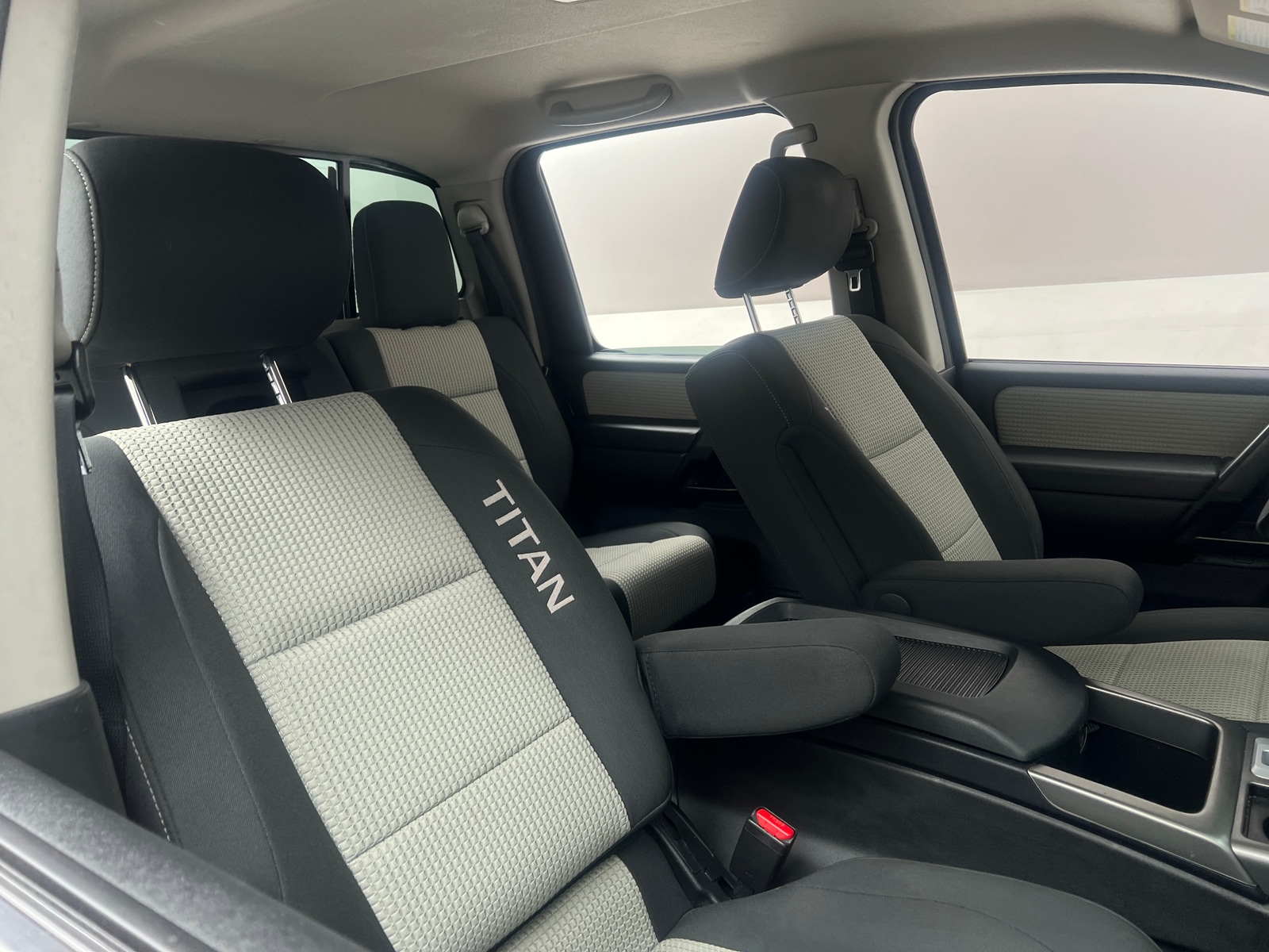 Thumbnail: 2012 Nissan Titan - 2