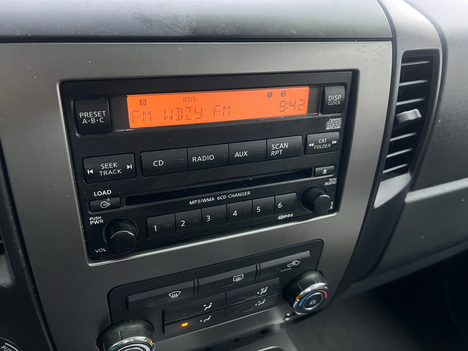 Thumbnail: 2012 Nissan Titan - 4