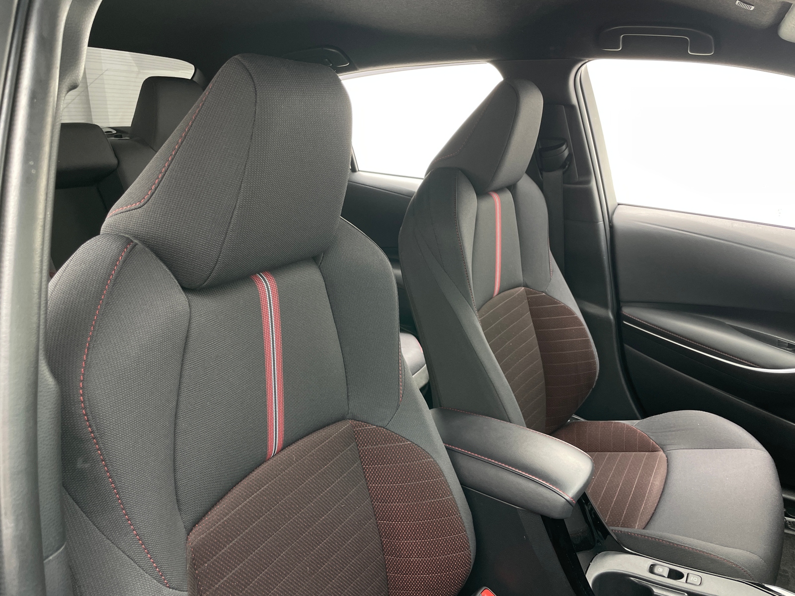 Thumbnail: 2024 Toyota Corolla - 2