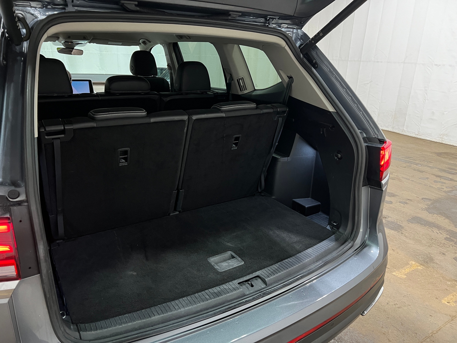 Thumbnail: 2025 Volkswagen Atlas - 6