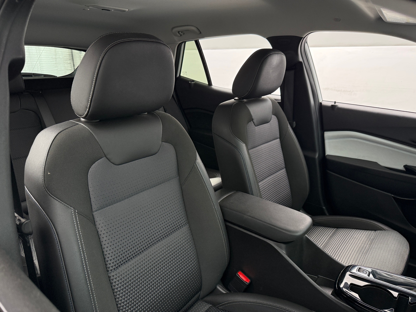 Thumbnail: 2025 Chevrolet Trax - 2