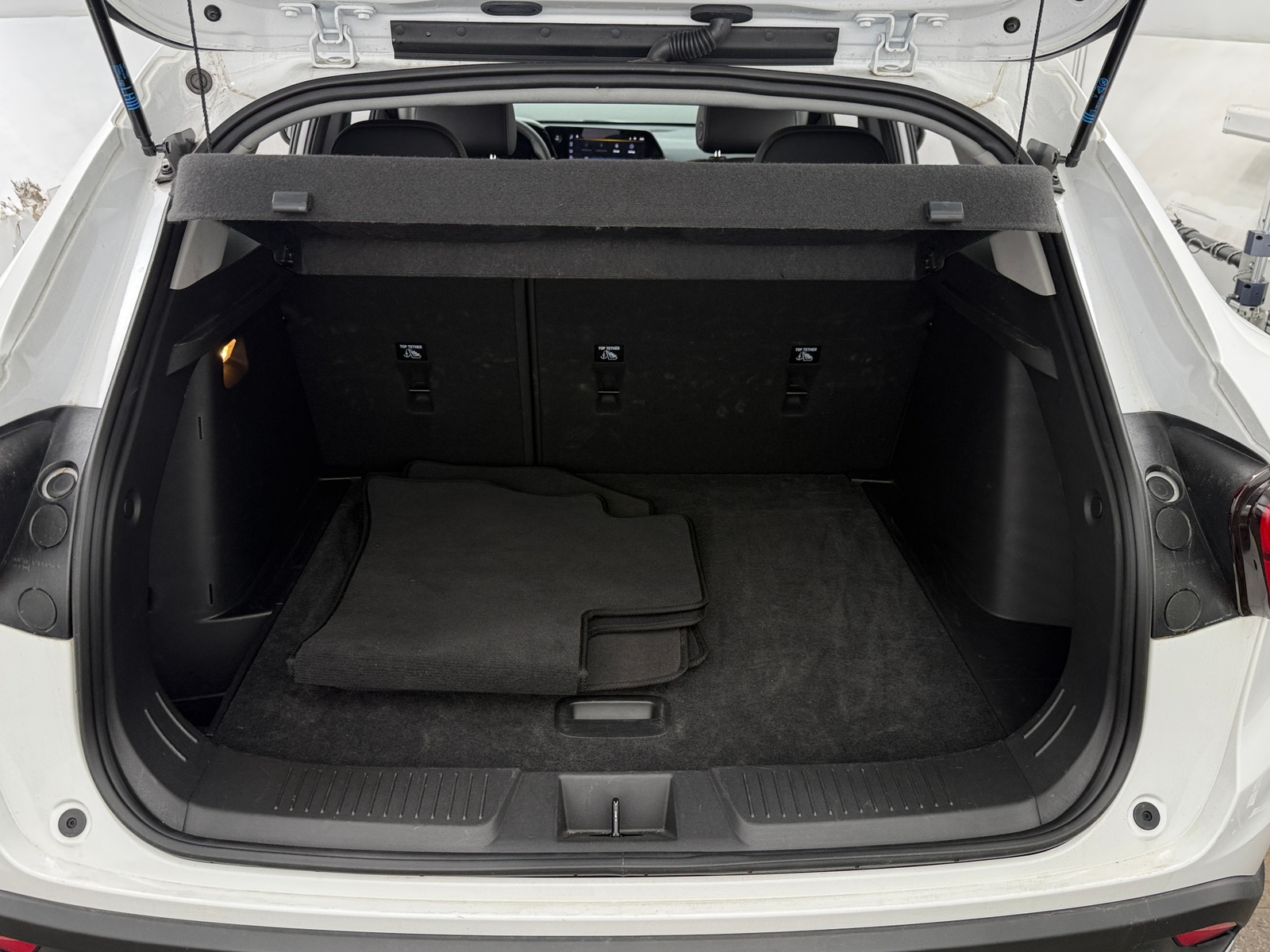 Thumbnail: 2025 Chevrolet Trax - 7