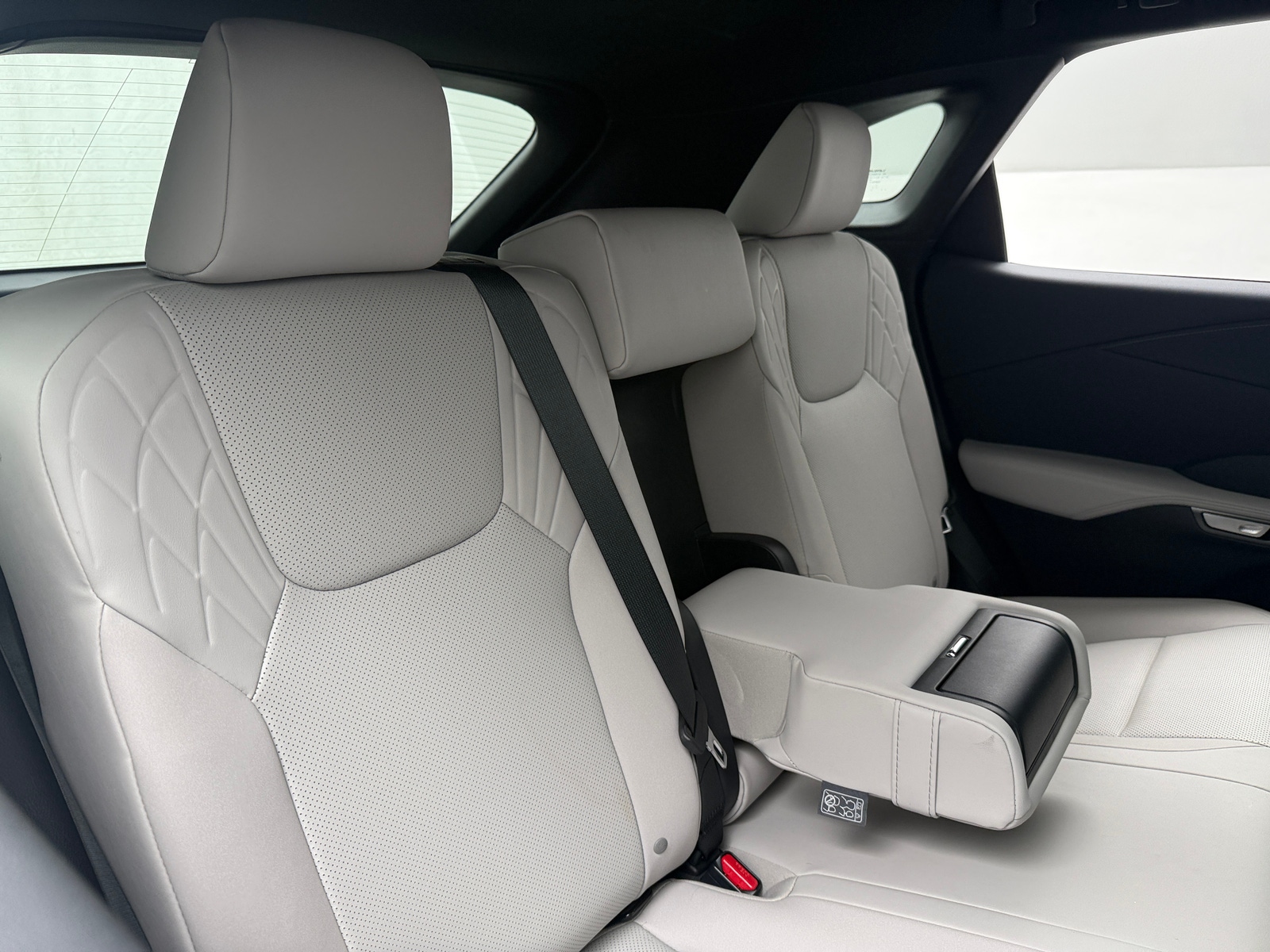 Thumbnail: 2025 Lexus RX - 6