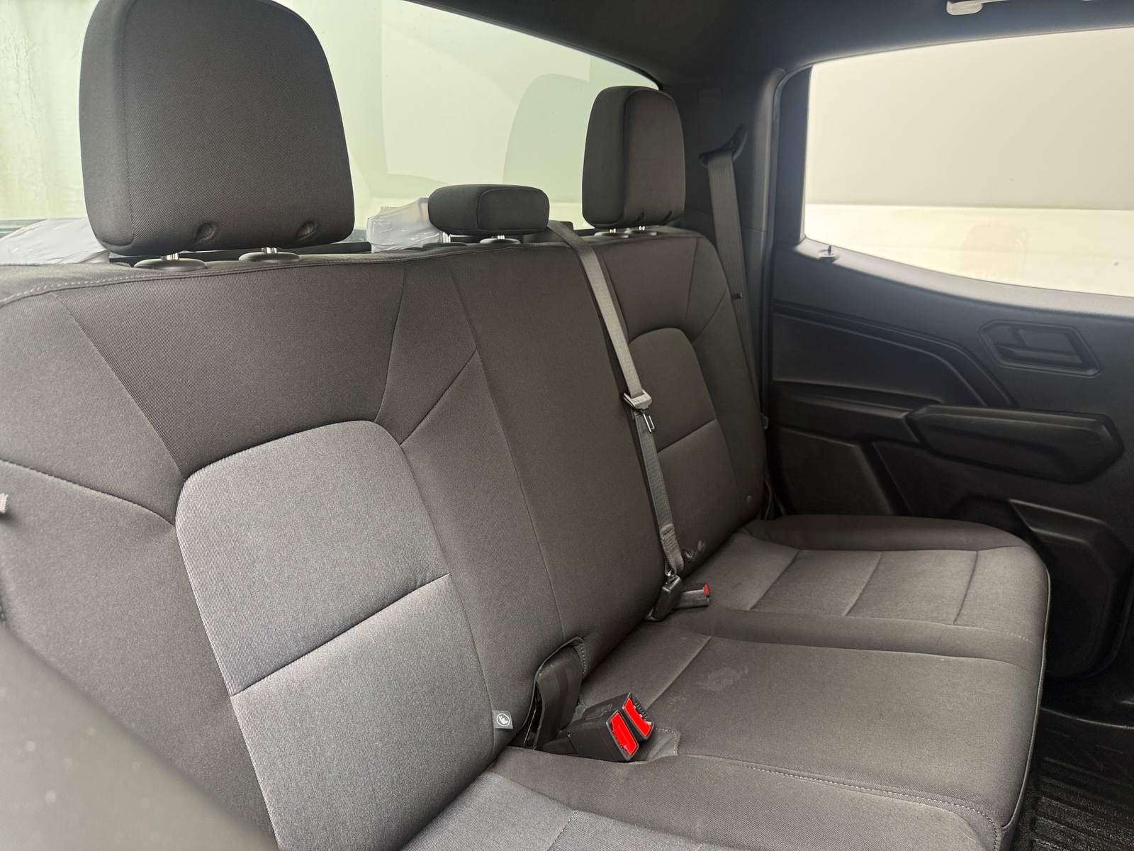 Thumbnail: 2023 Chevrolet Colorado - 6