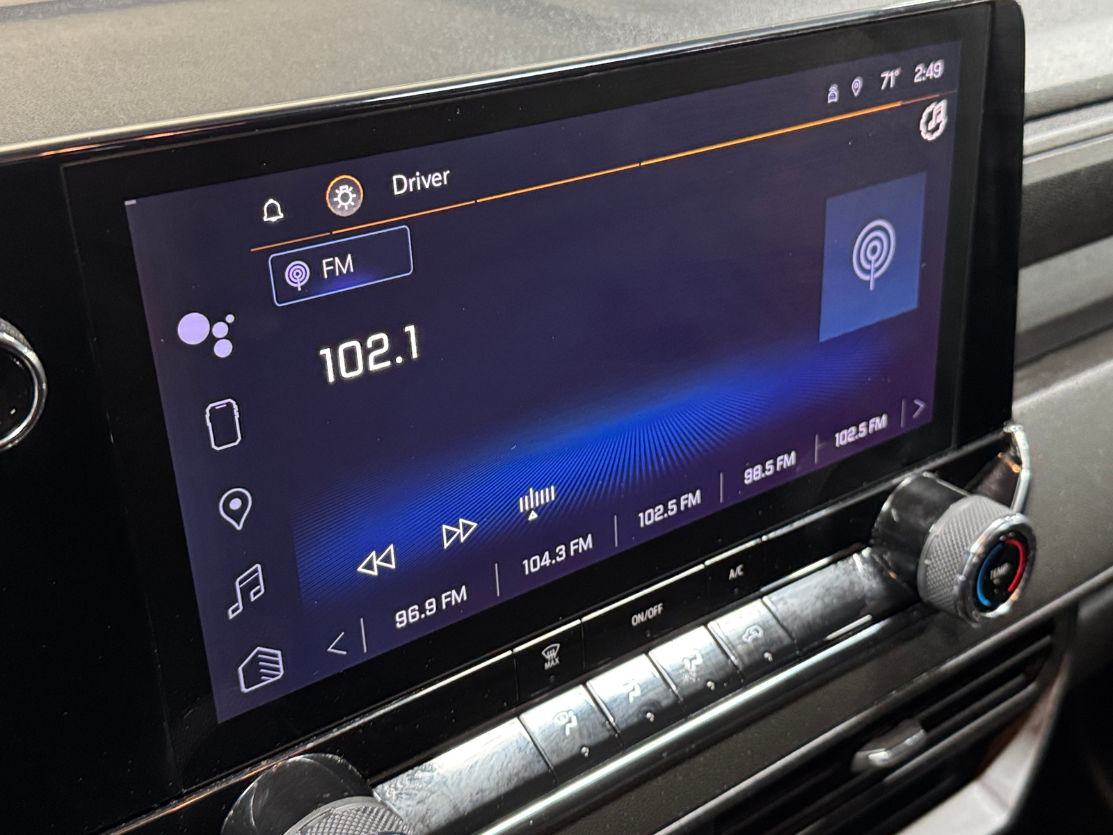 Thumbnail: 2023 Chevrolet Colorado - 4