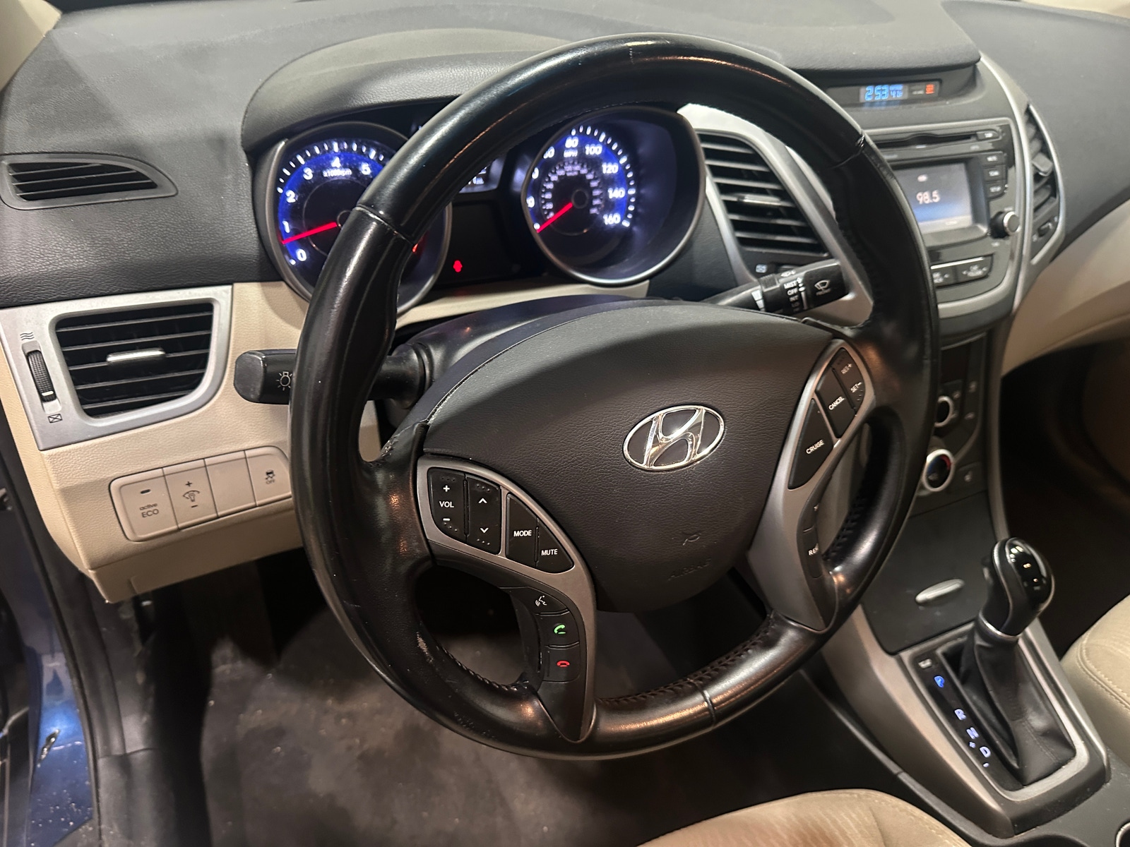 Thumbnail: 2016 Hyundai Elantra - 5