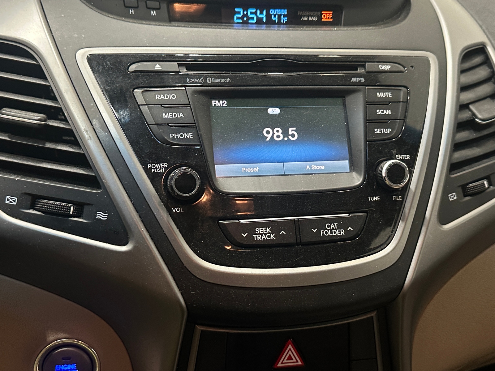 Thumbnail: 2016 Hyundai Elantra - 4