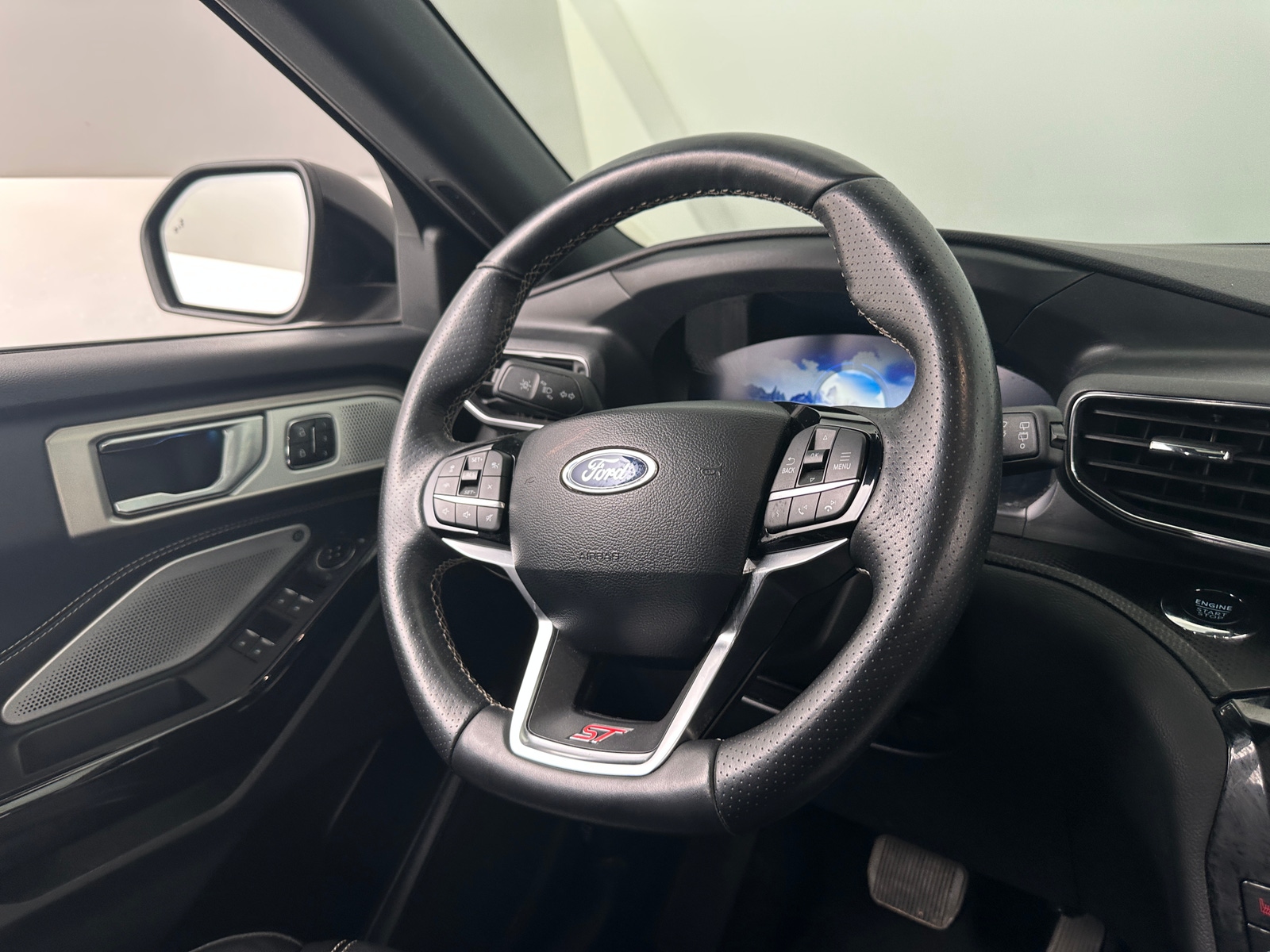 Thumbnail: 2024 Ford Explorer - 4