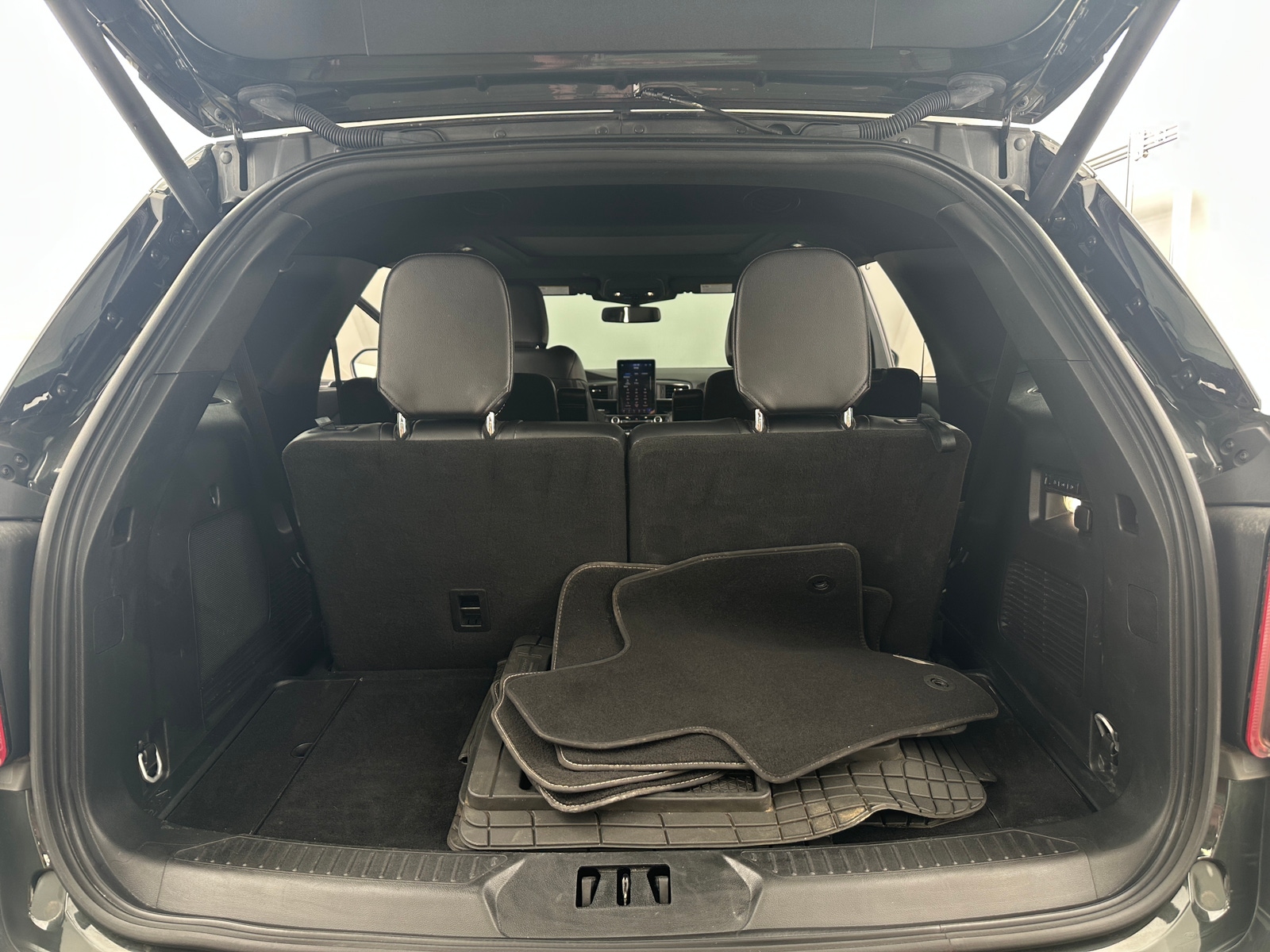 Thumbnail: 2024 Ford Explorer - 6