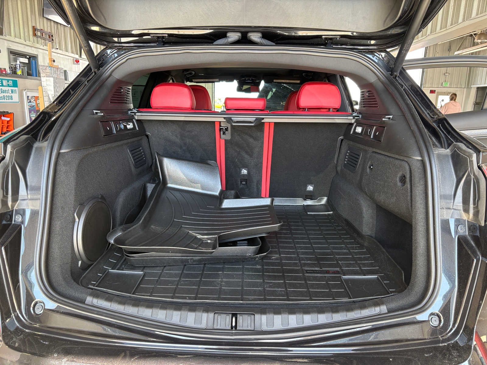 Thumbnail: 2024 Alfa Romeo Stelvio - 6