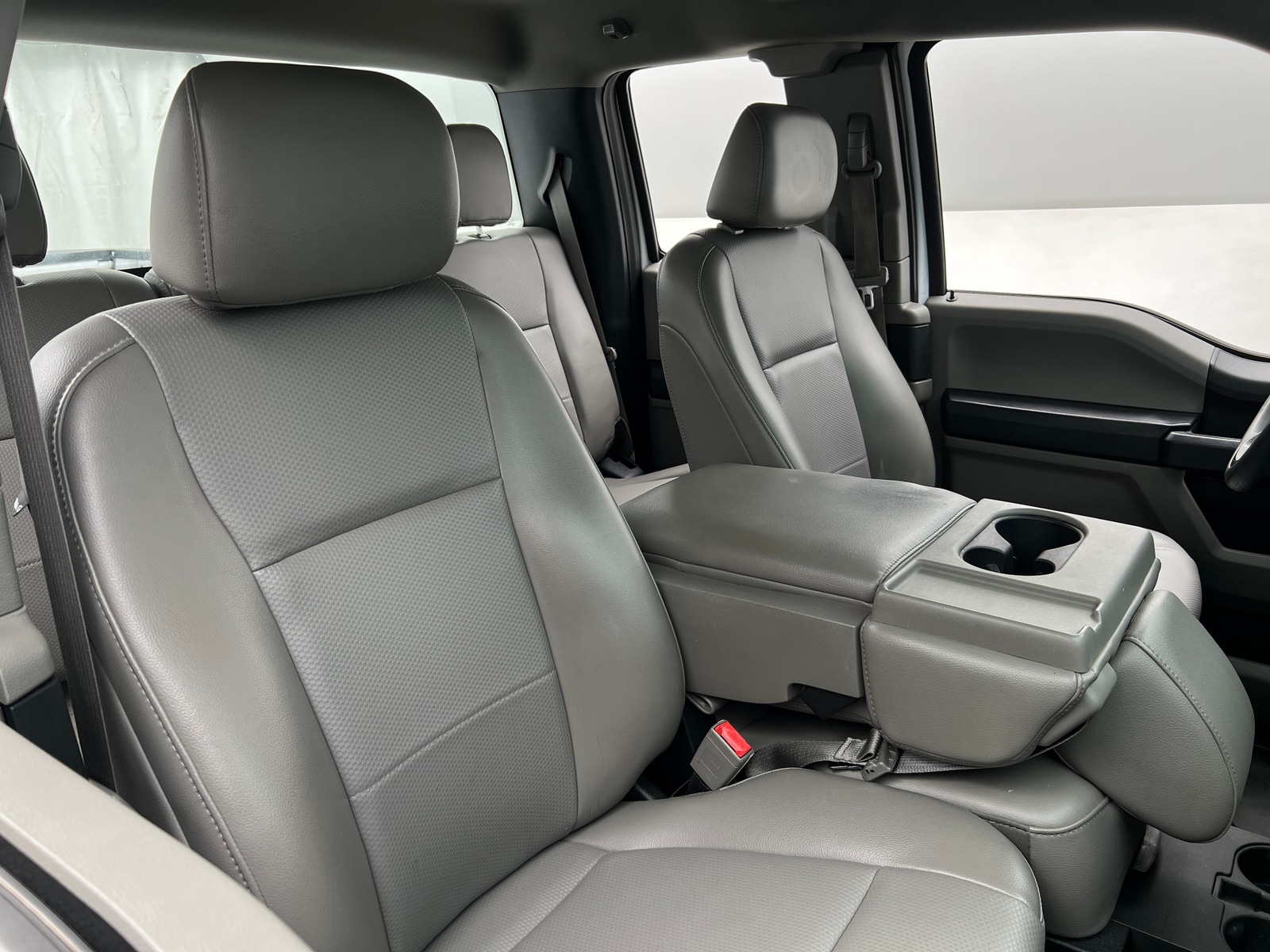 Thumbnail: 2018 Ford Econoline - 2