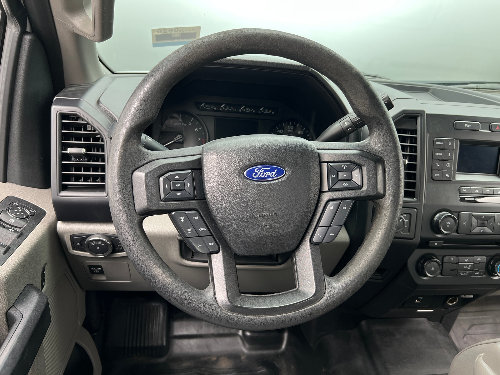 Thumbnail: 2018 Ford Econoline - 5