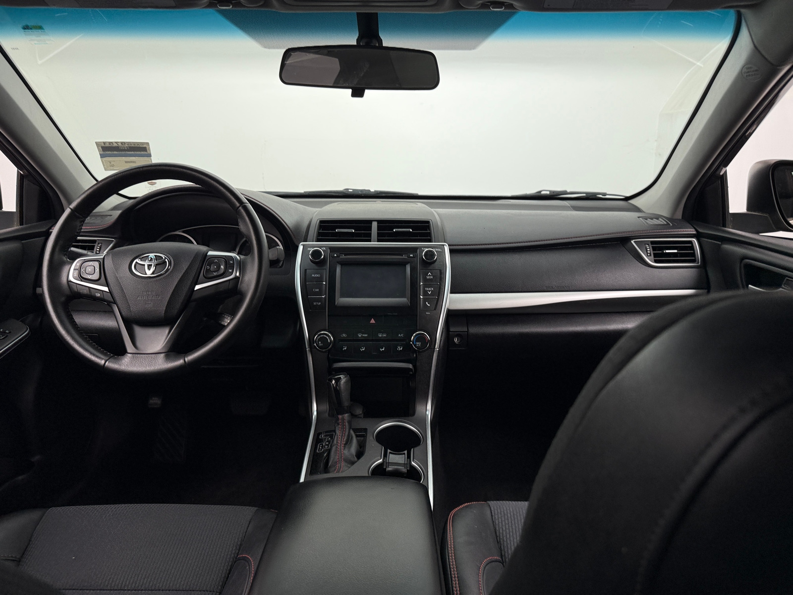 Thumbnail: 2016 Toyota Camry - 3