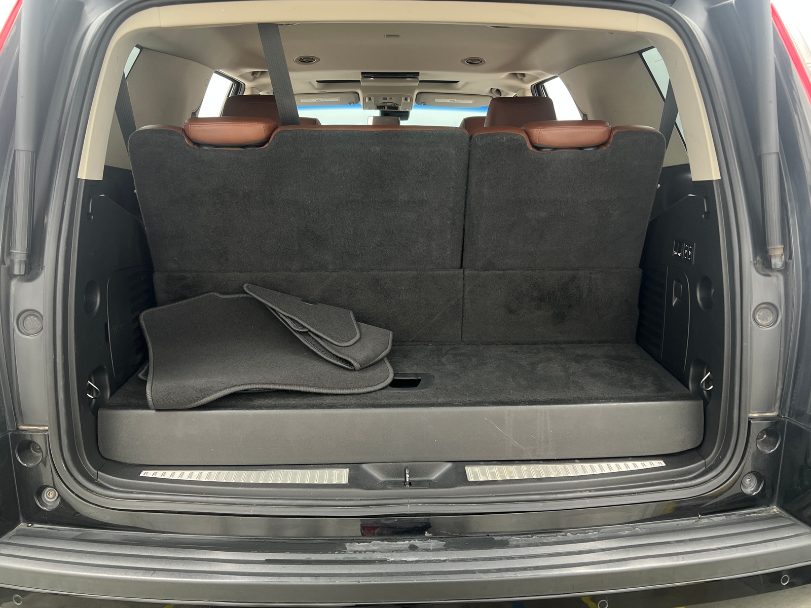 Thumbnail: 2020 Cadillac Escalade - 6