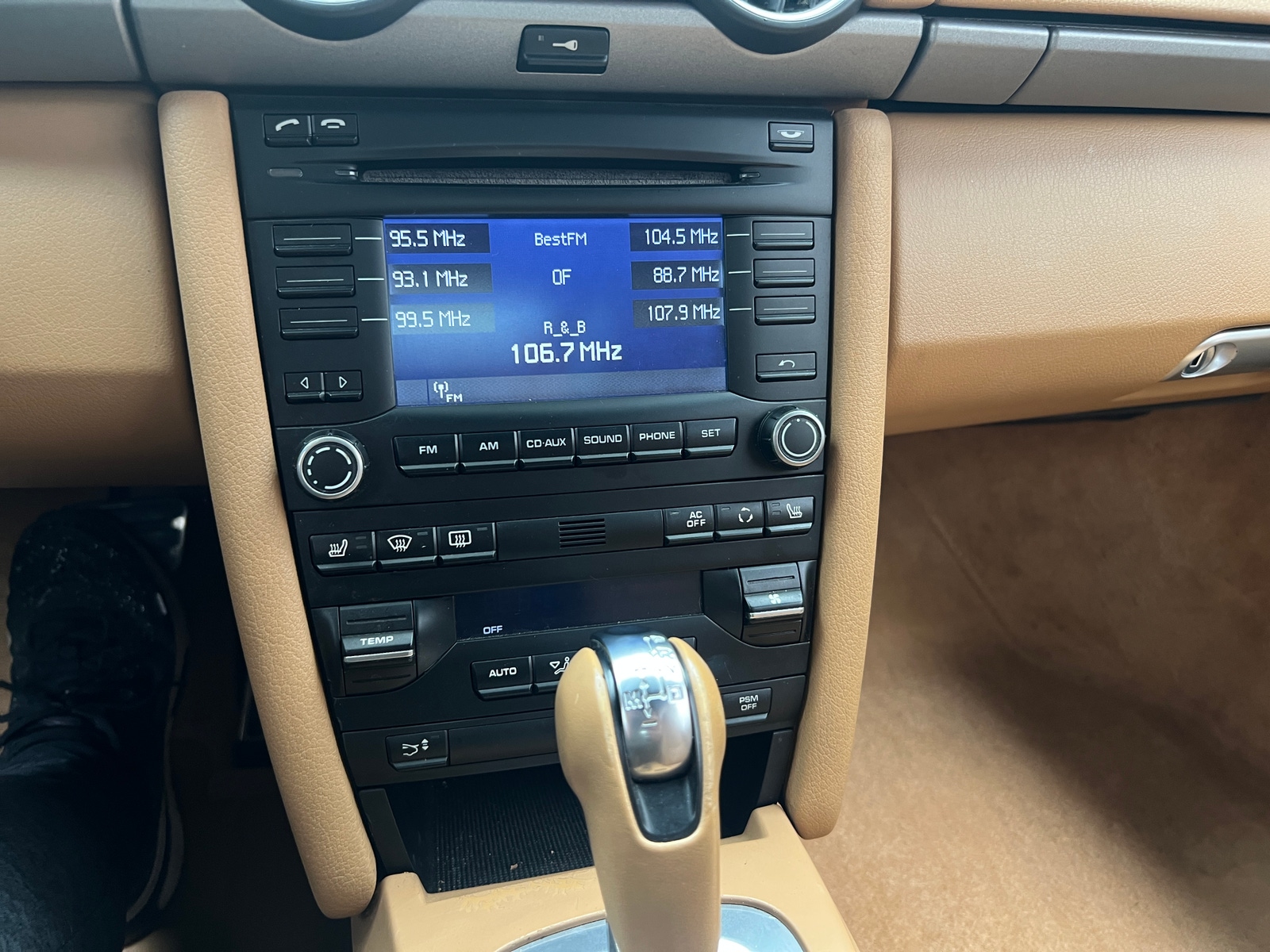 Thumbnail: 2011 Porsche Boxster - 3