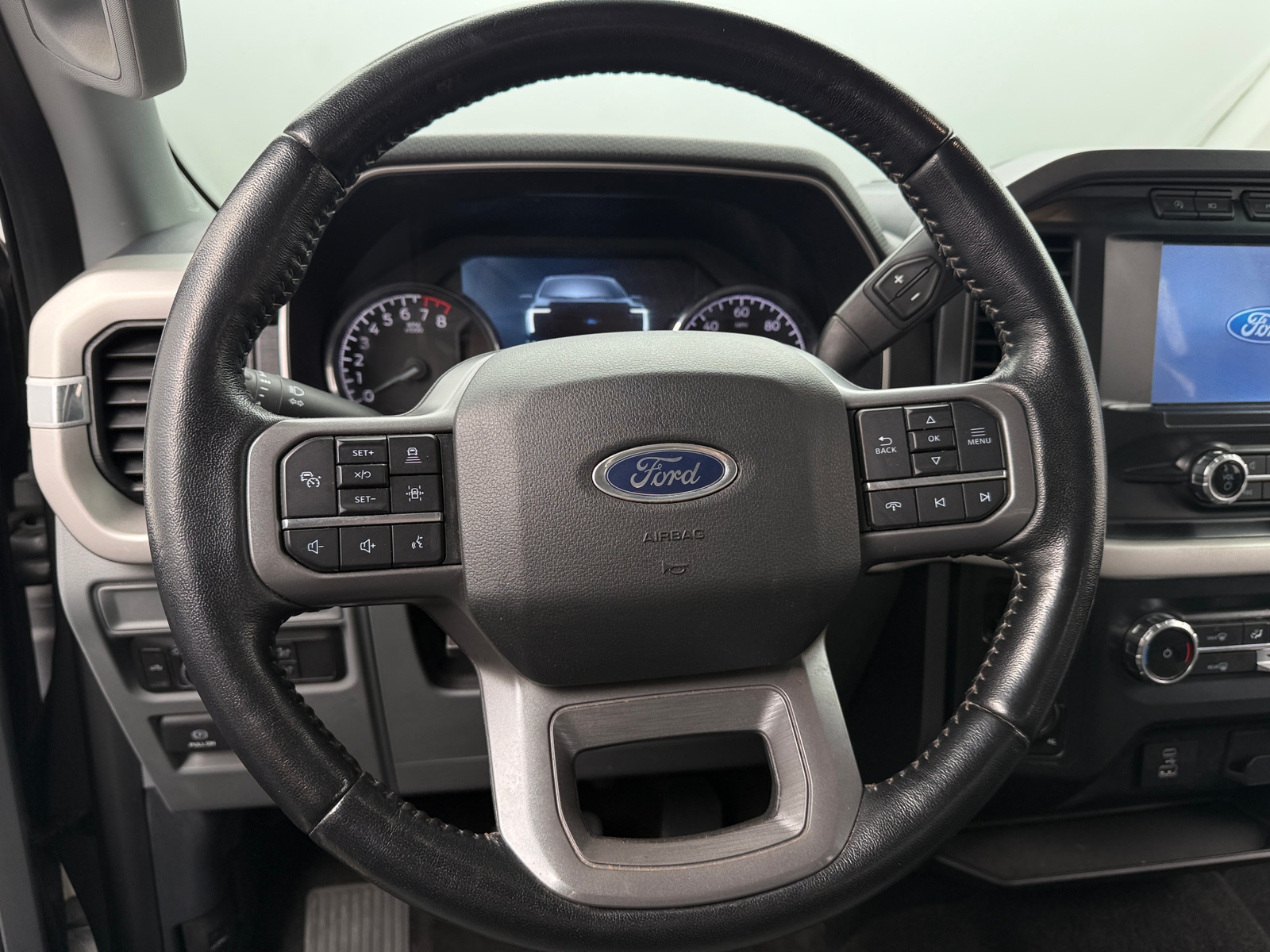 Thumbnail: 2022 Ford Econoline - 5