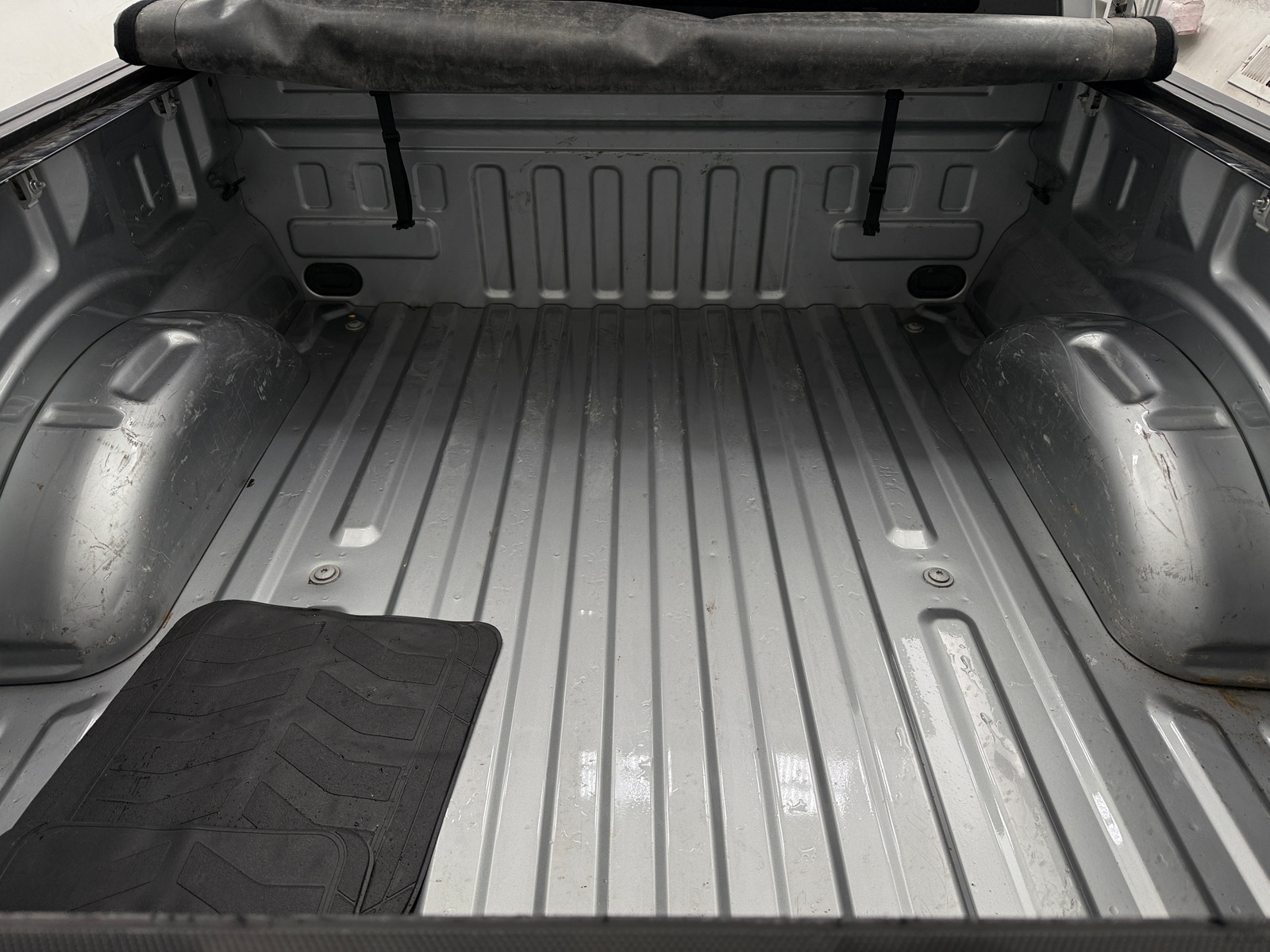 Thumbnail: 2022 Ford Econoline - 7