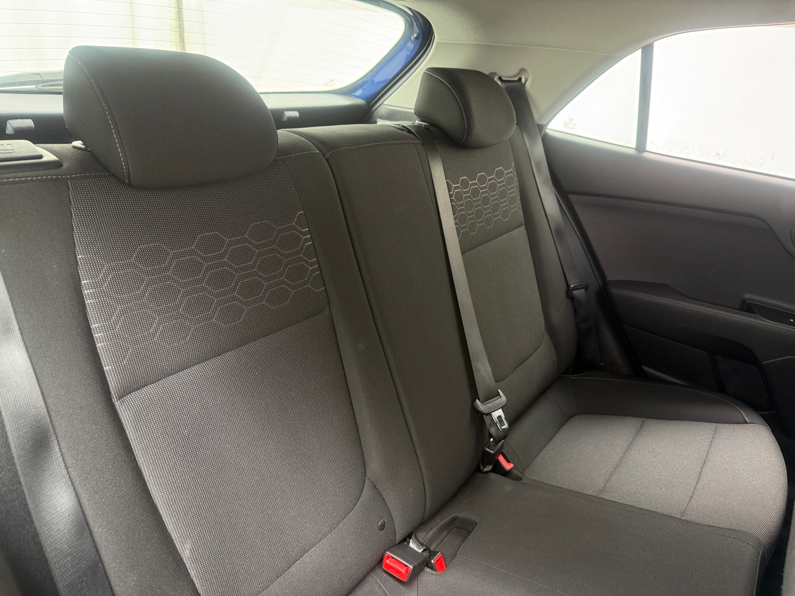 Thumbnail: 2018 Kia Rio - 6