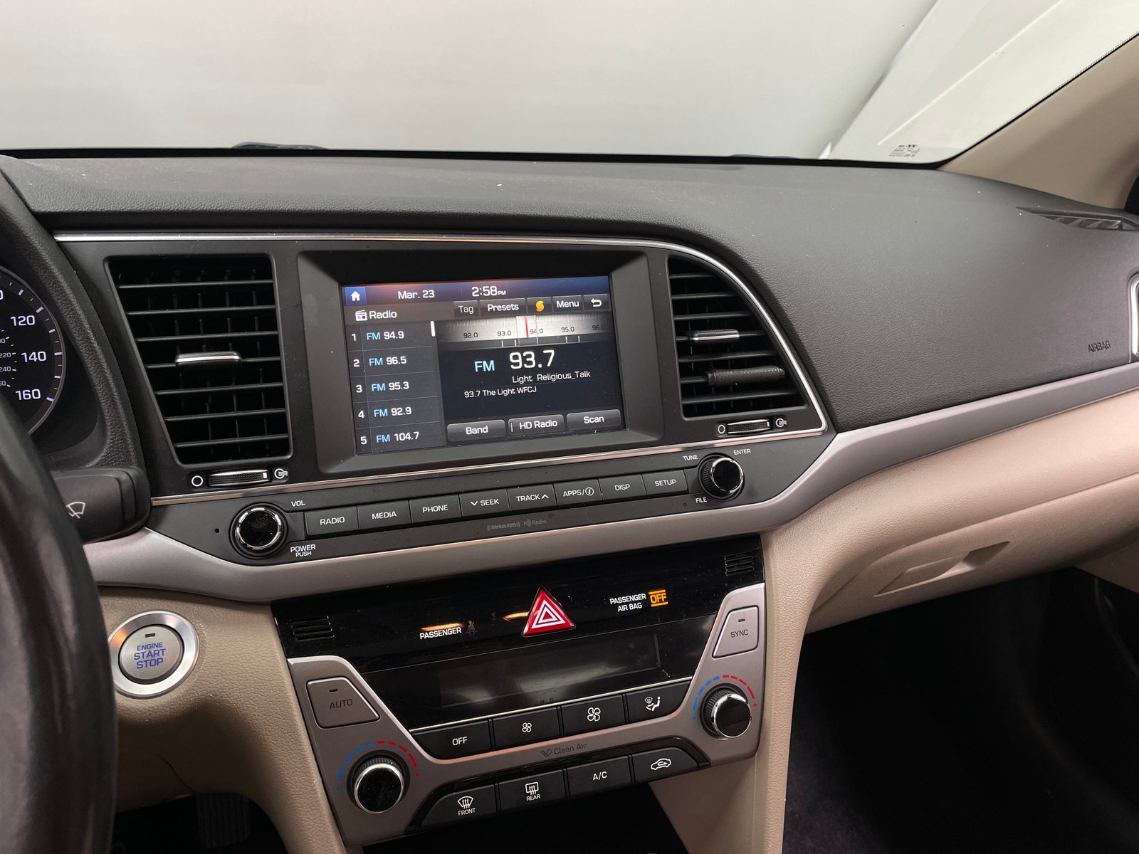 Thumbnail: 2018 Hyundai Elantra - 4