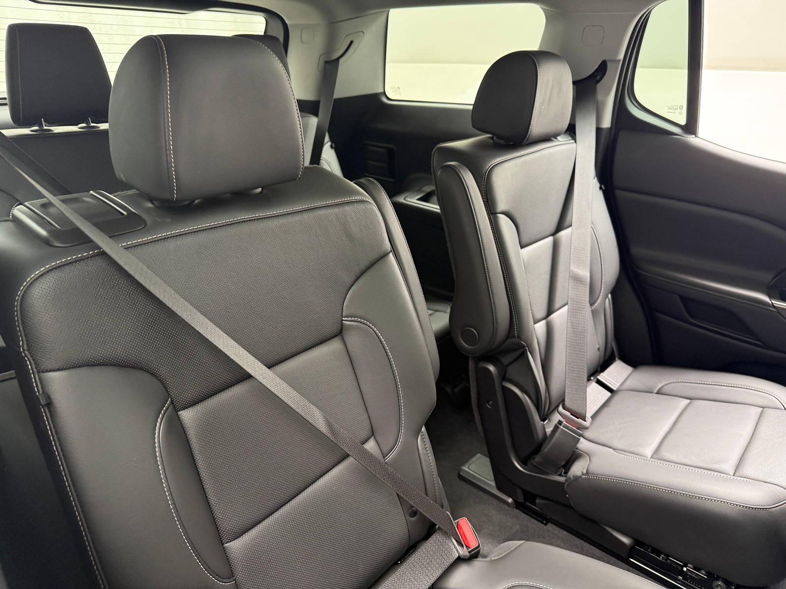 Thumbnail: 2023 GMC Acadia - 5