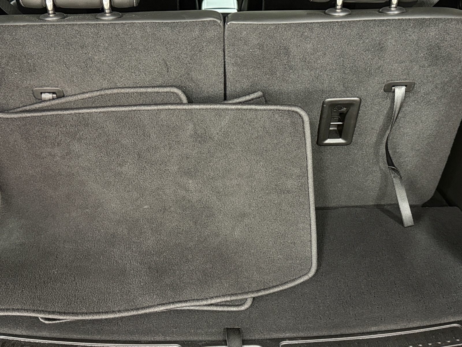 Thumbnail: 2023 GMC Acadia - 6