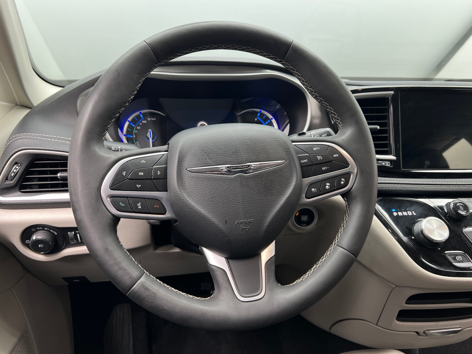 Thumbnail: 2024 Chrysler Pacifica - 4