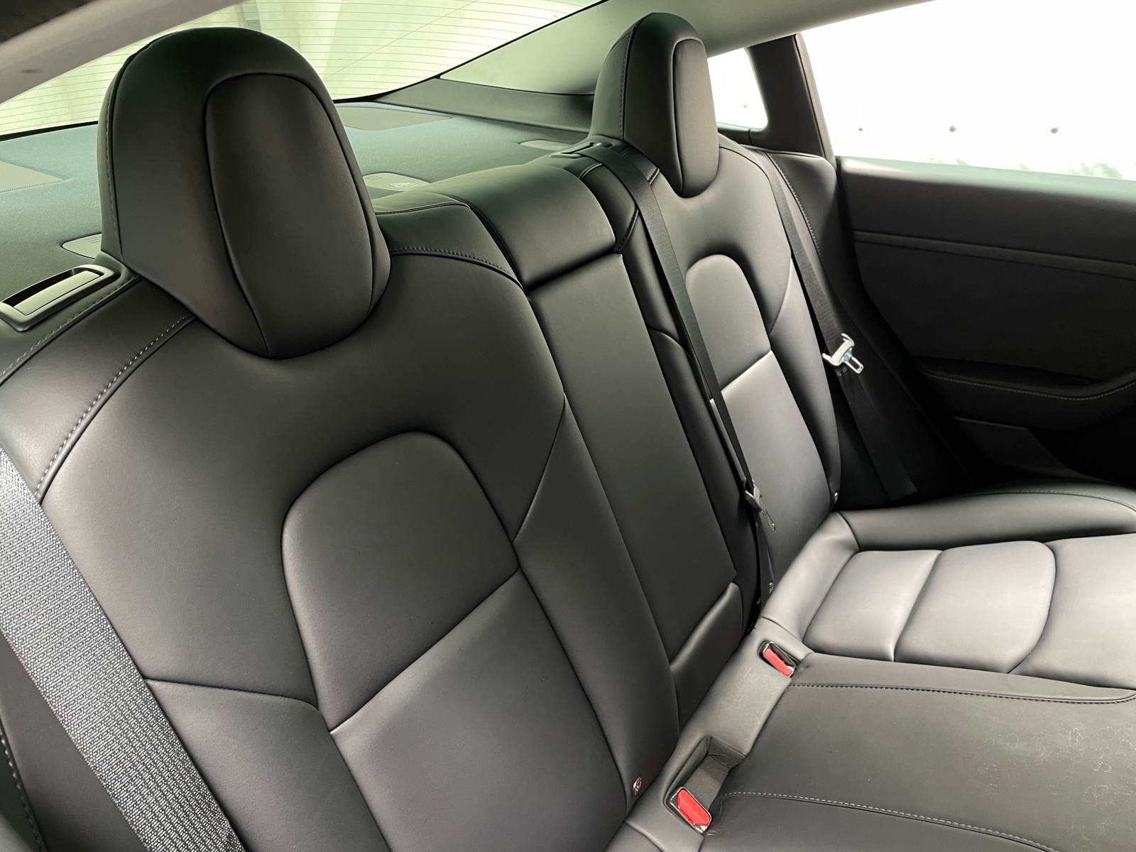 Thumbnail: 2022 Tesla Model 3 - 5