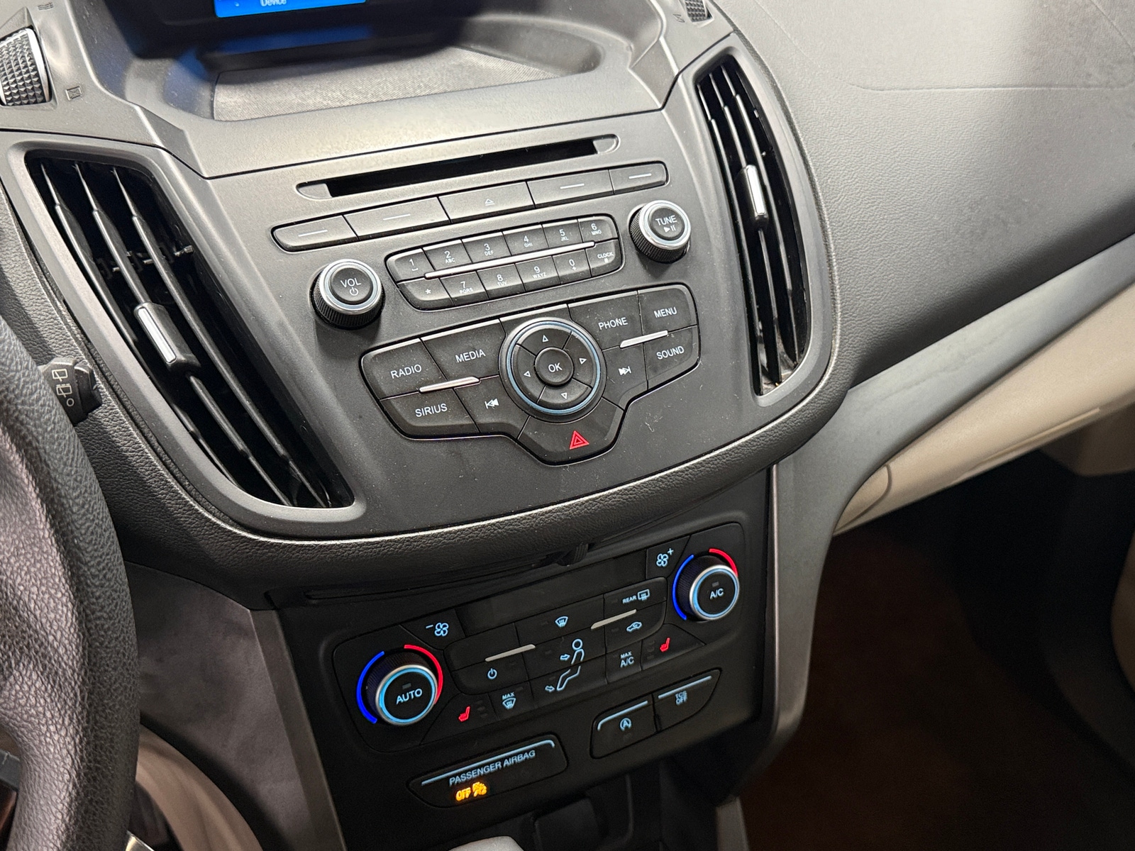 Thumbnail: 2018 Ford Escape - 4