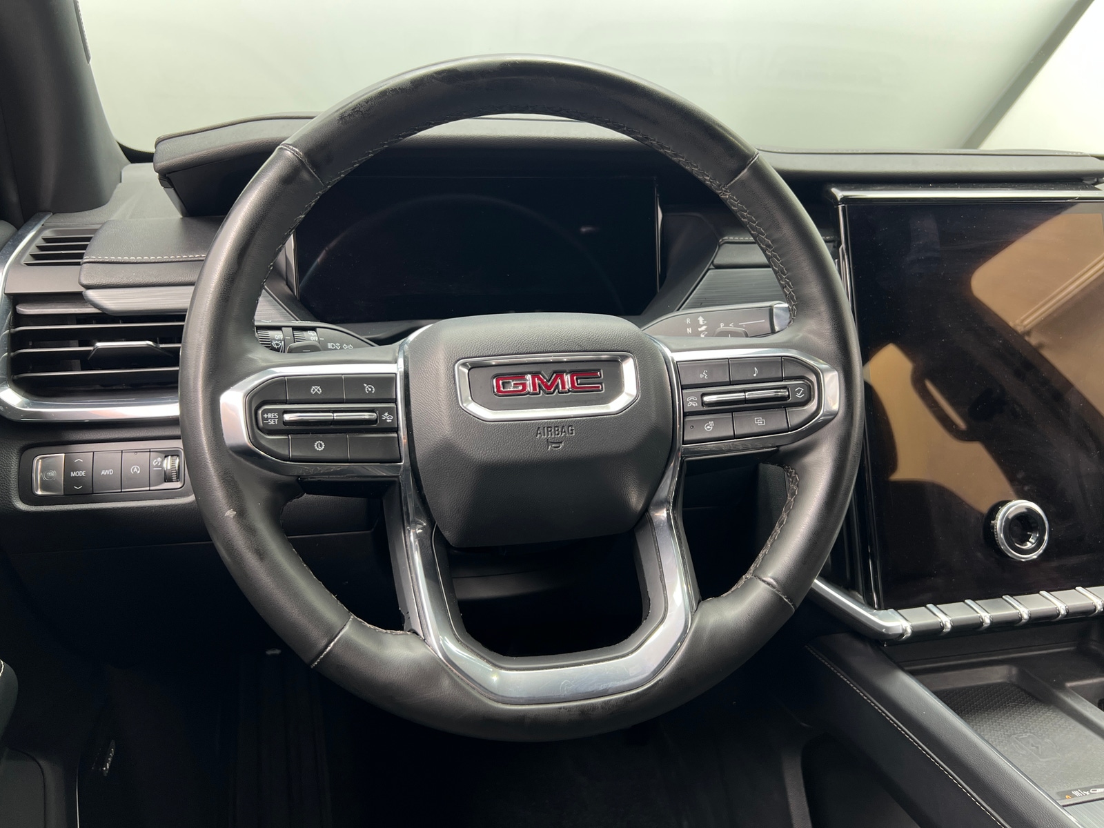 Thumbnail: 2024 GMC Acadia - 4