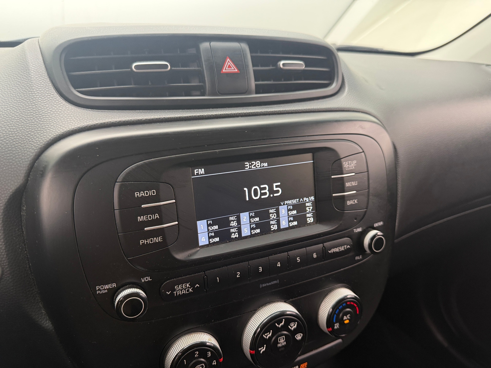 Thumbnail: 2018 Kia Soul - 4