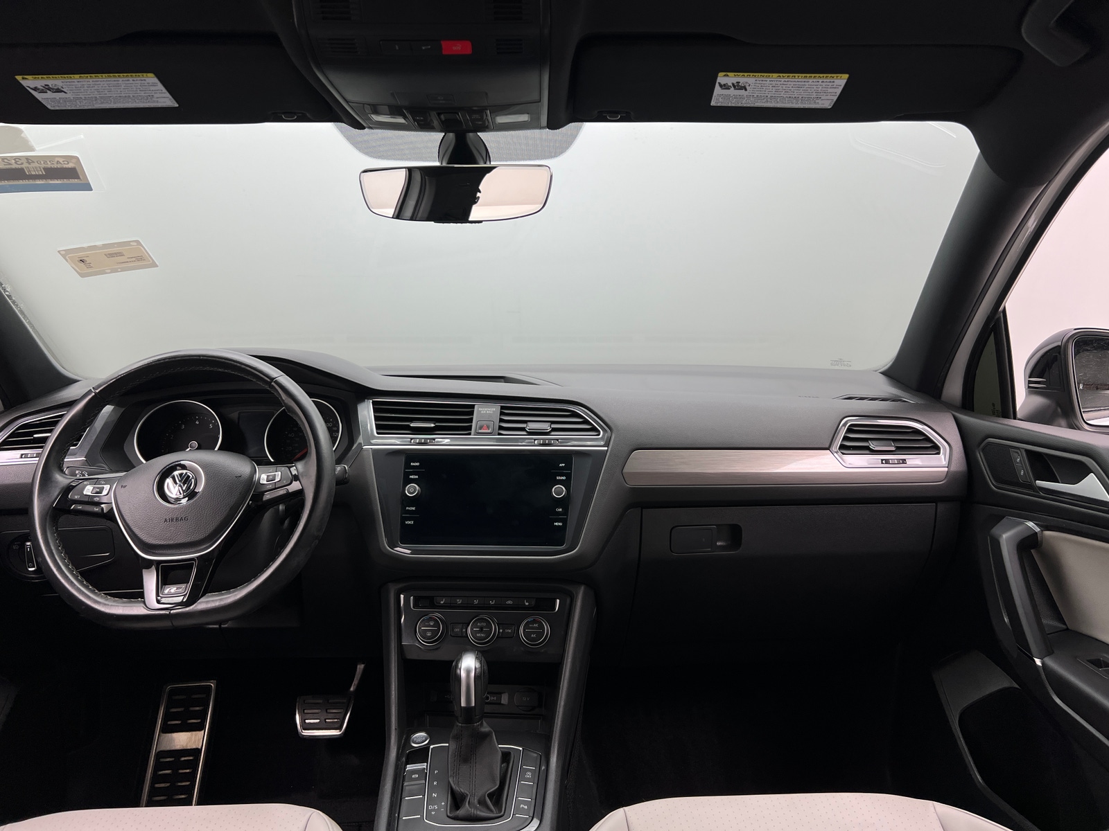 Thumbnail: 2020 Volkswagen Tiguan - 2