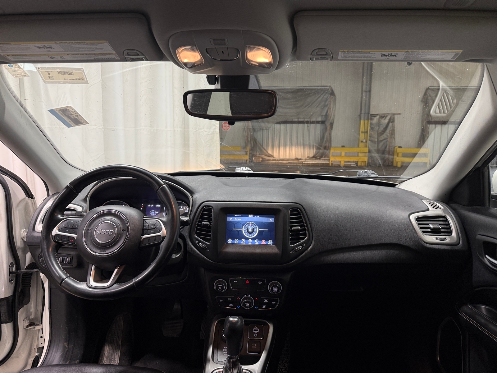 Thumbnail: 2020 Jeep Compass - 3