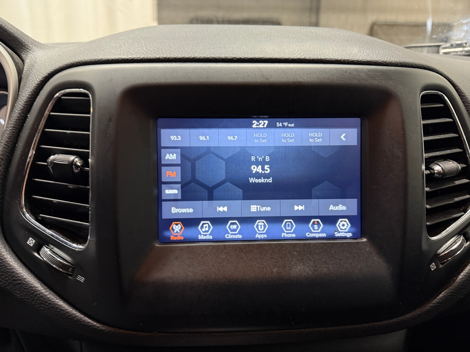 Thumbnail: 2020 Jeep Compass - 4