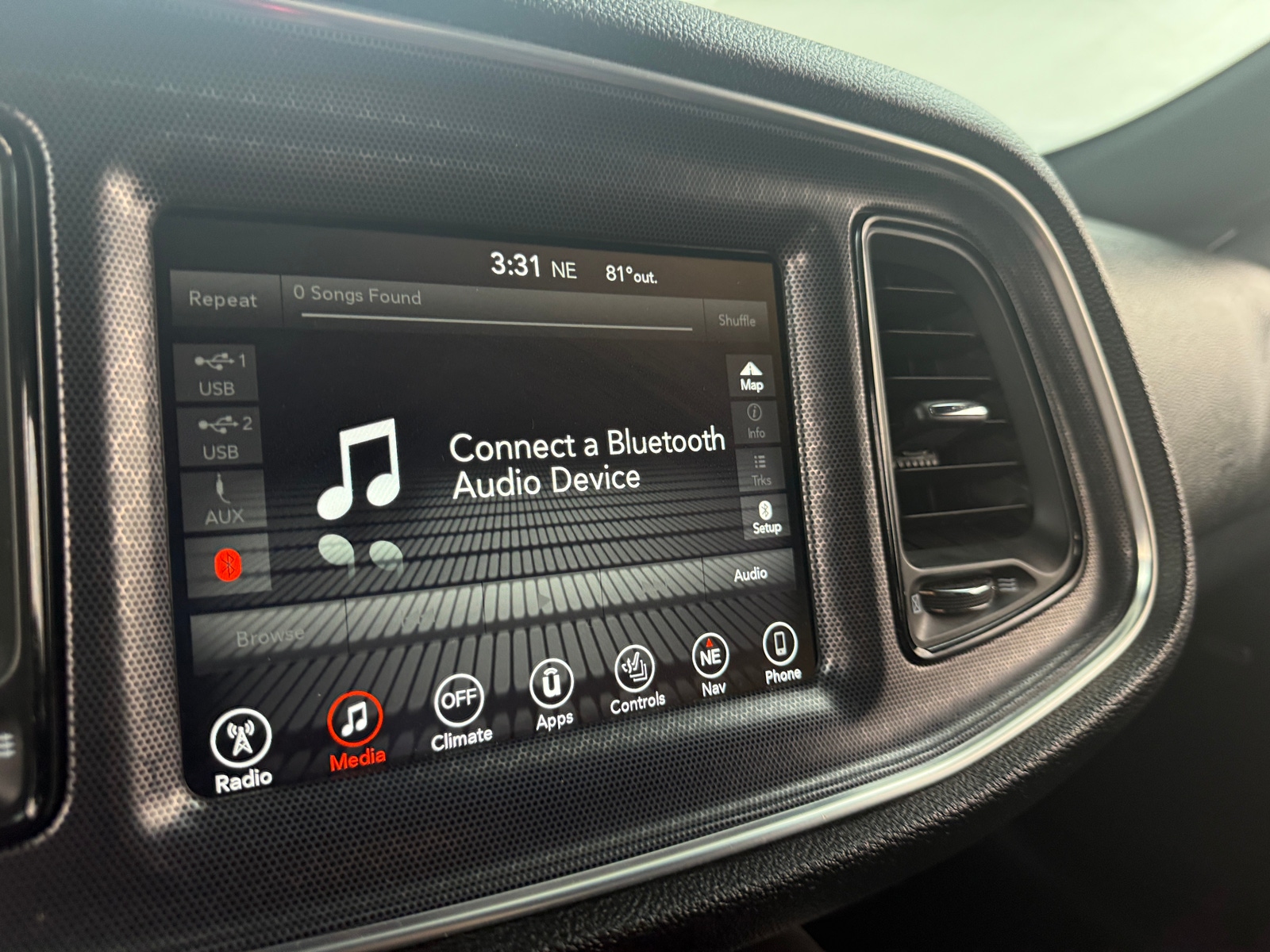 Thumbnail: 2017 Dodge Challenger - 3