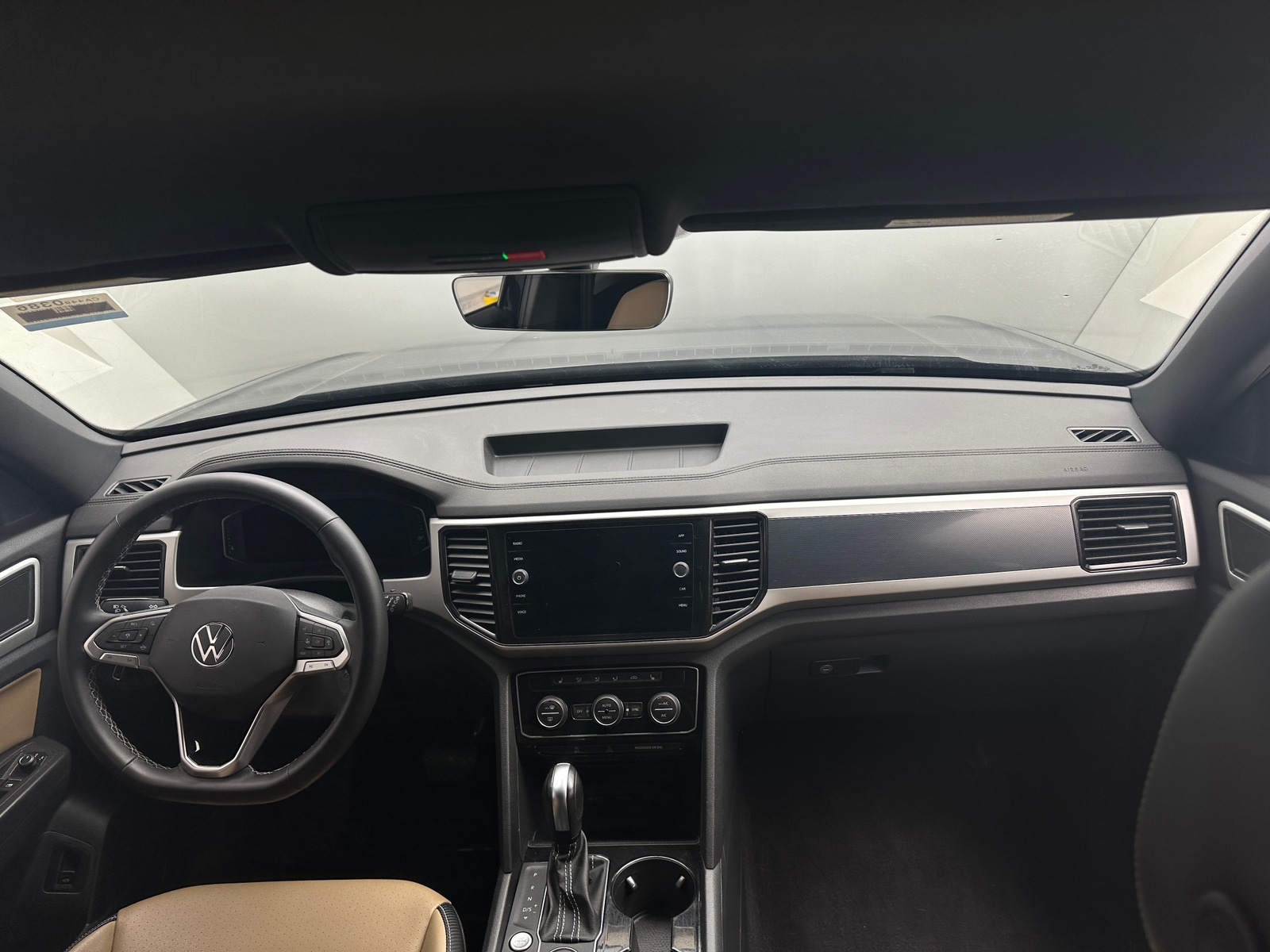 Thumbnail: 2022 Volkswagen Atlas - 2