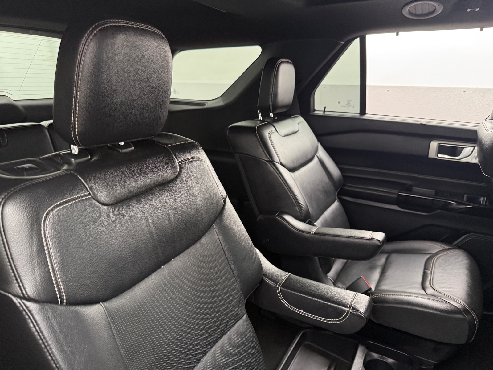 Thumbnail: 2021 Ford Explorer - 5