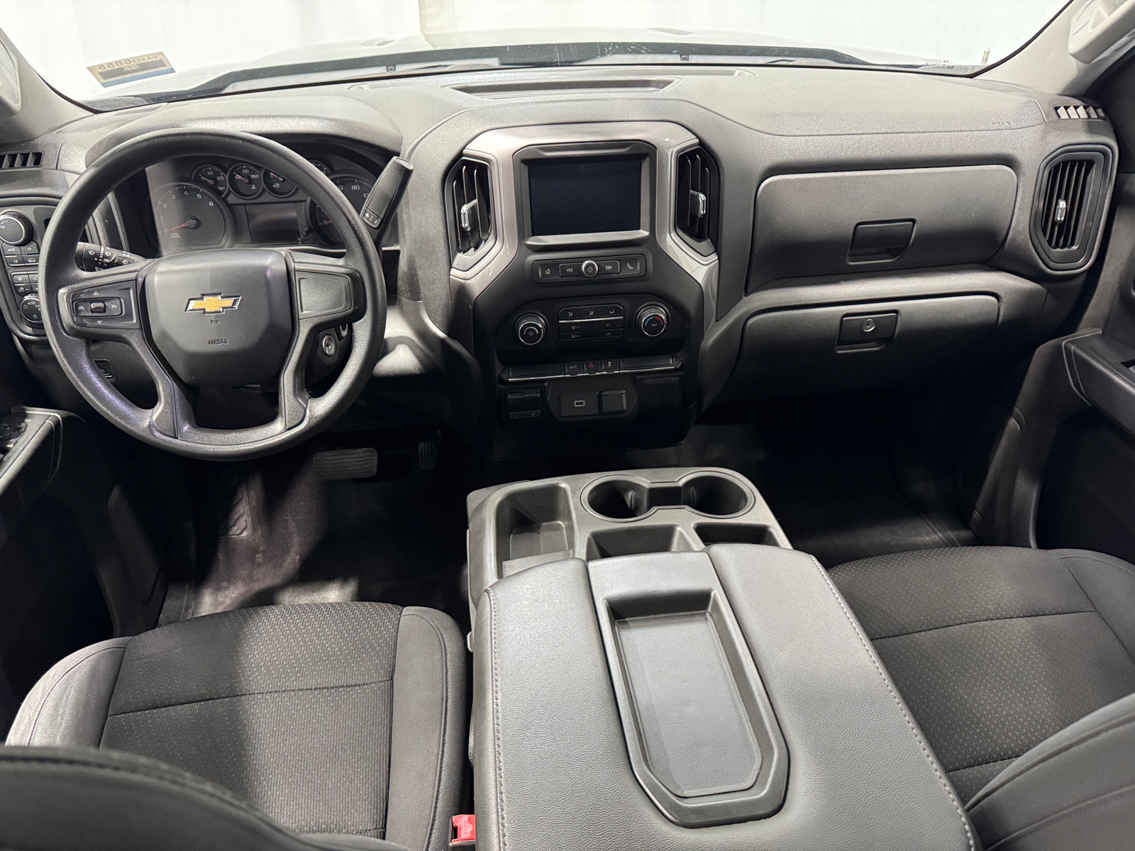 Thumbnail: 2019 Chevrolet Silverado 1500 - 3