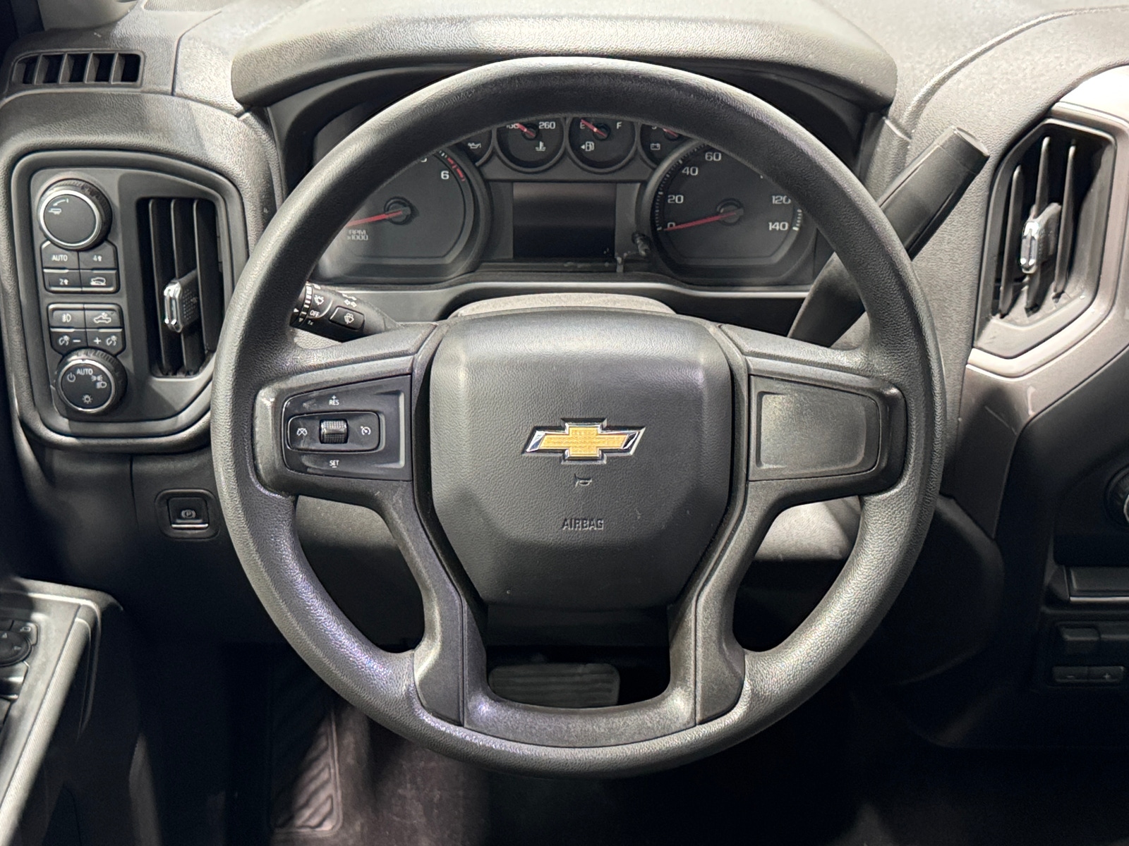 Thumbnail: 2019 Chevrolet Silverado 1500 - 5