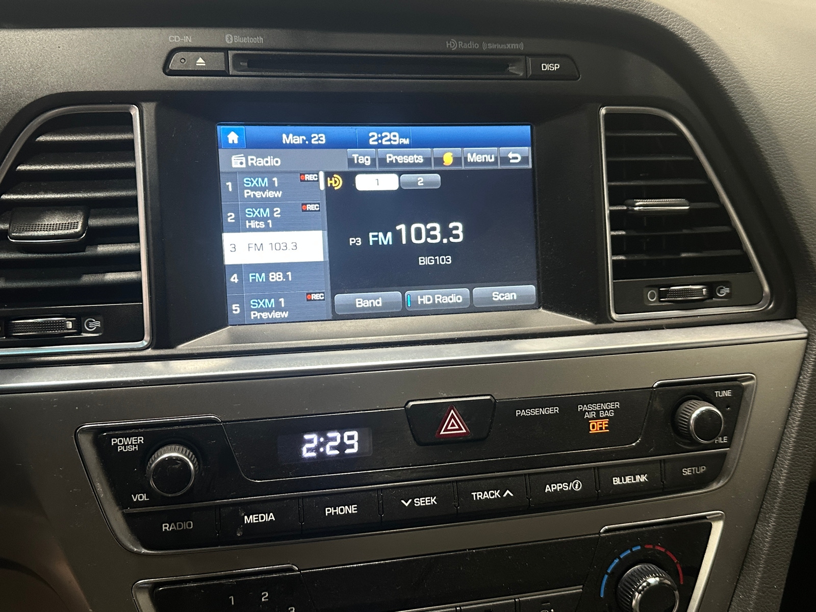 Thumbnail: 2016 Hyundai Sonata - 4