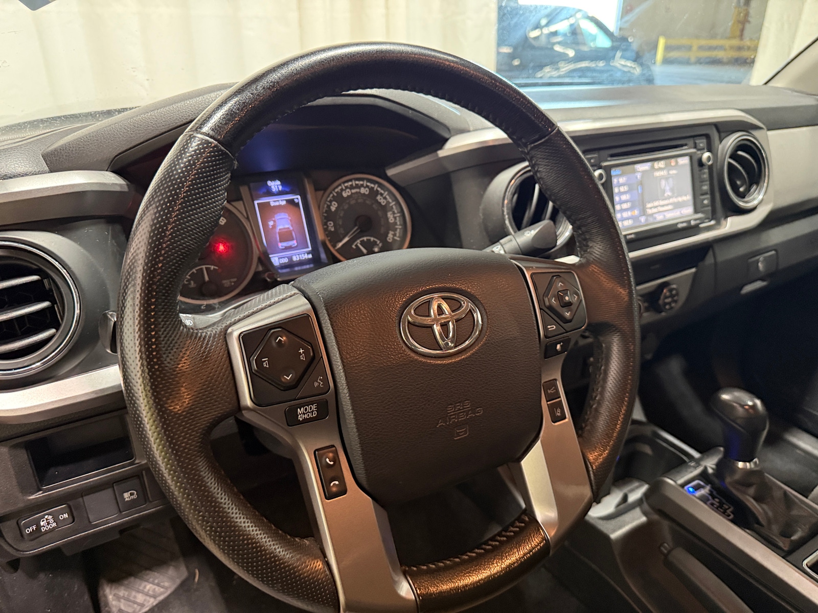 Thumbnail: 2019 Toyota Tacoma - 5