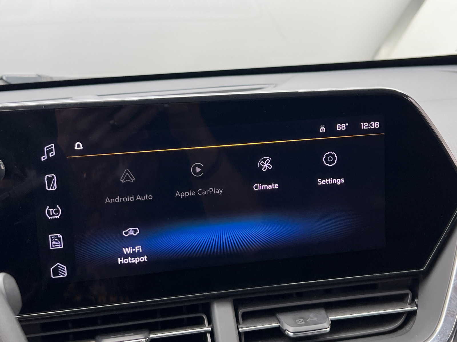 Thumbnail: 2025 Chevrolet Trax - 4