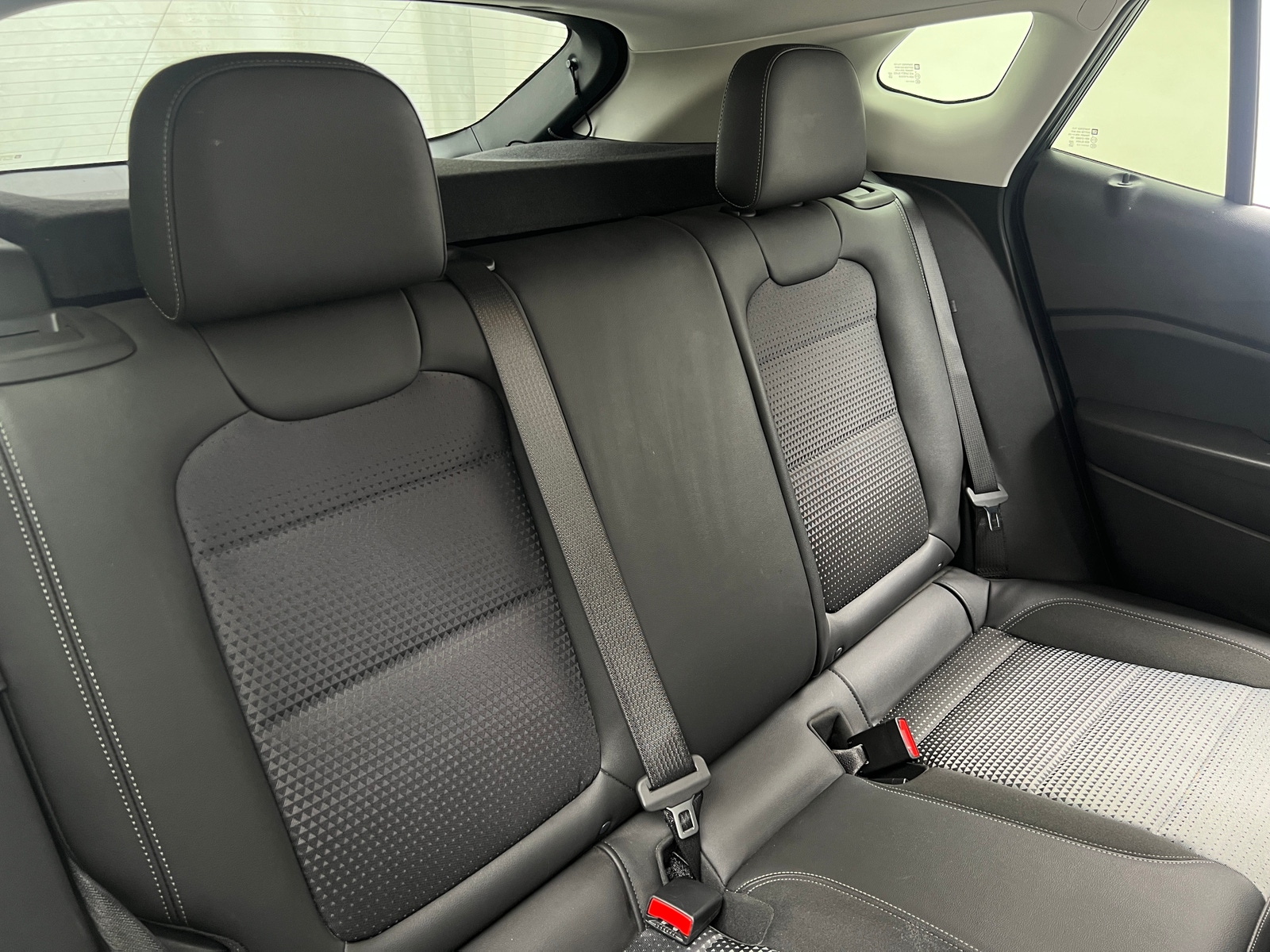 Thumbnail: 2025 Chevrolet Trax - 6