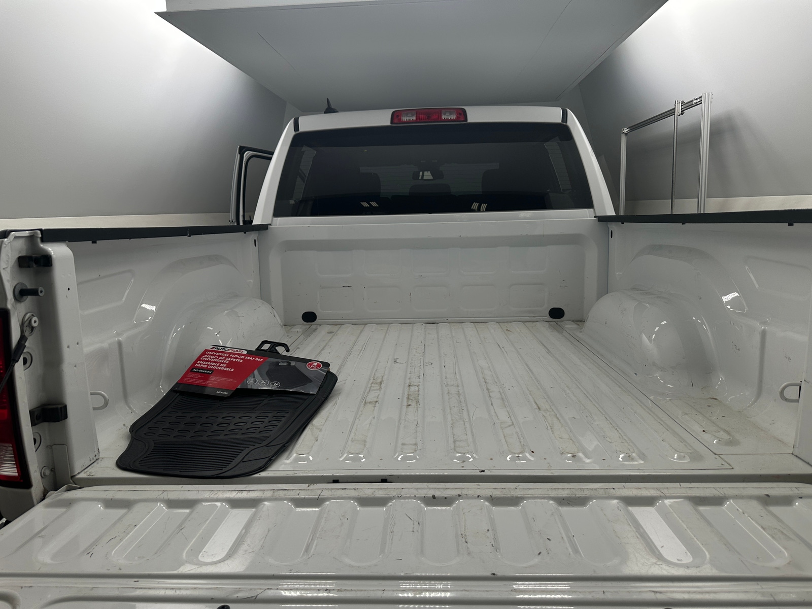 Thumbnail: 2023 RAM 1500 Classic - 7