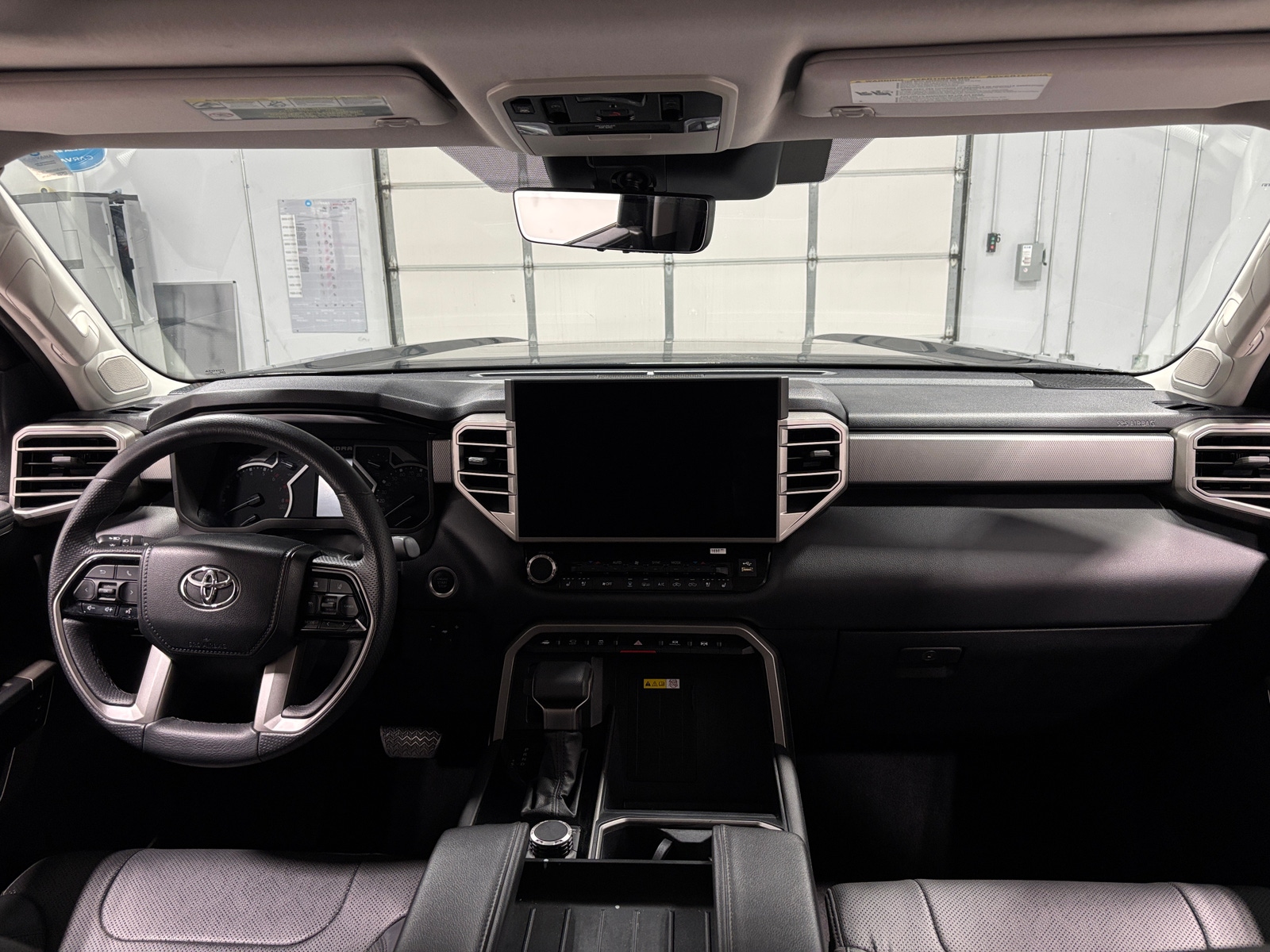 Thumbnail: 2023 Toyota Tundra - 2