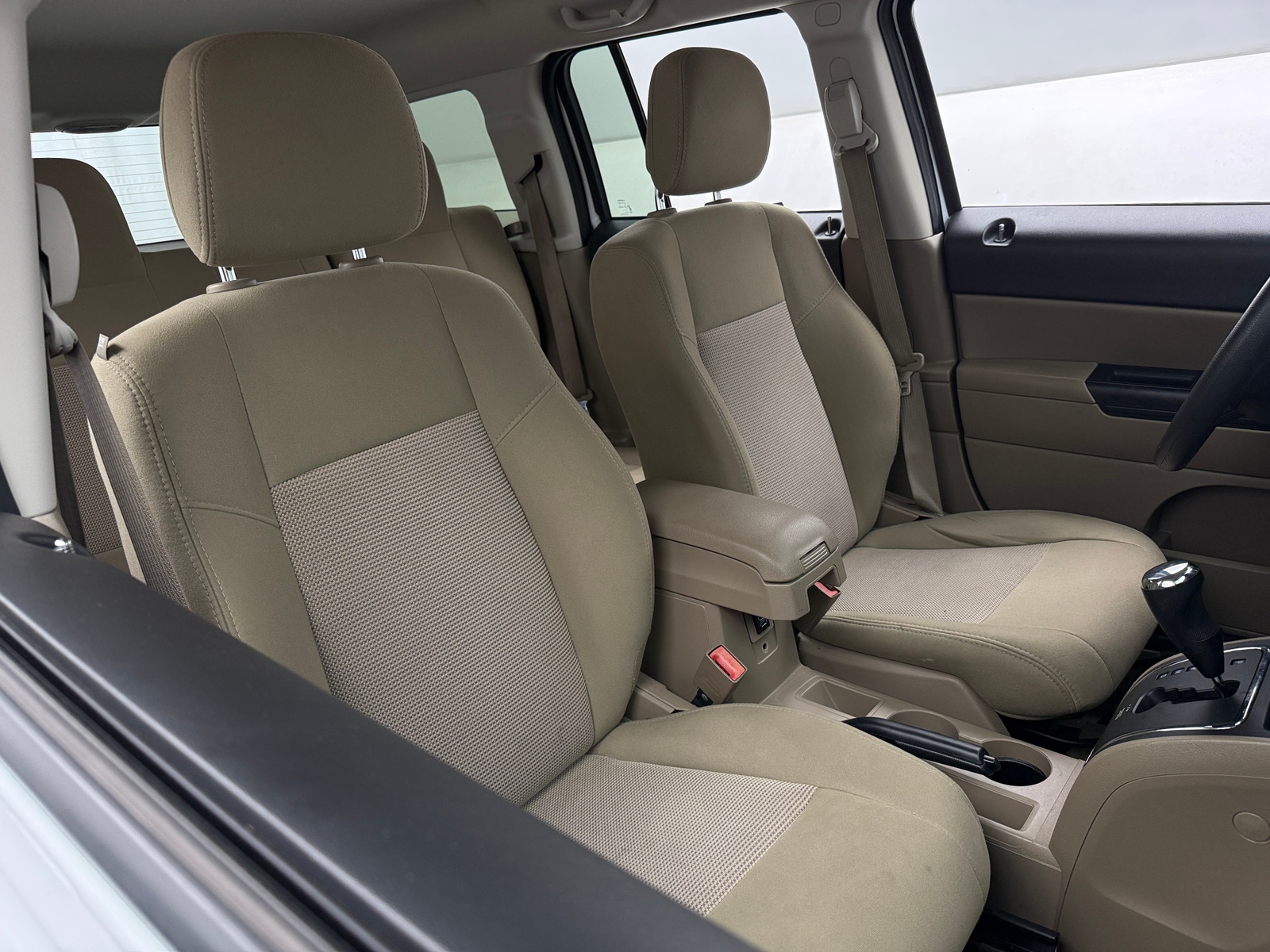 Thumbnail: 2016 Jeep Patriot - 2