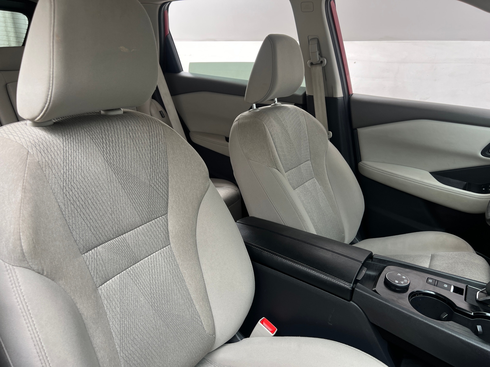 Thumbnail: 2025 Nissan Rogue - 2