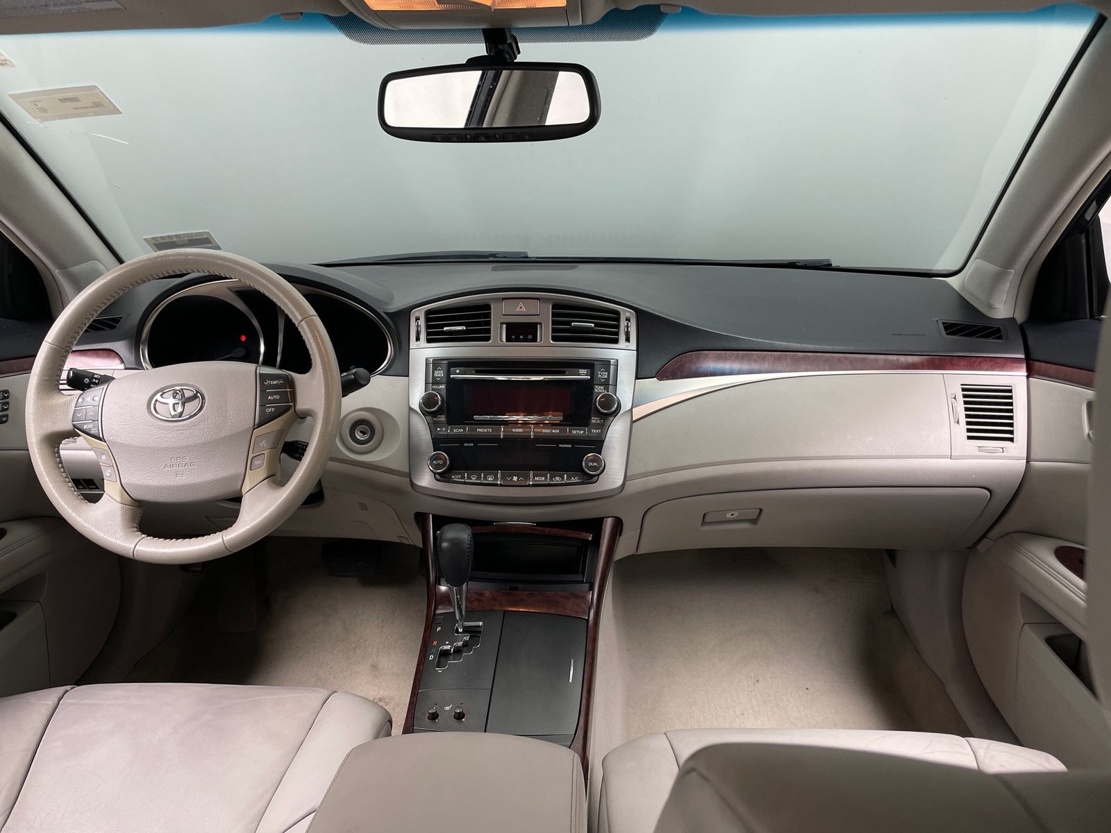 Thumbnail: 2011 Toyota Avalon - 2