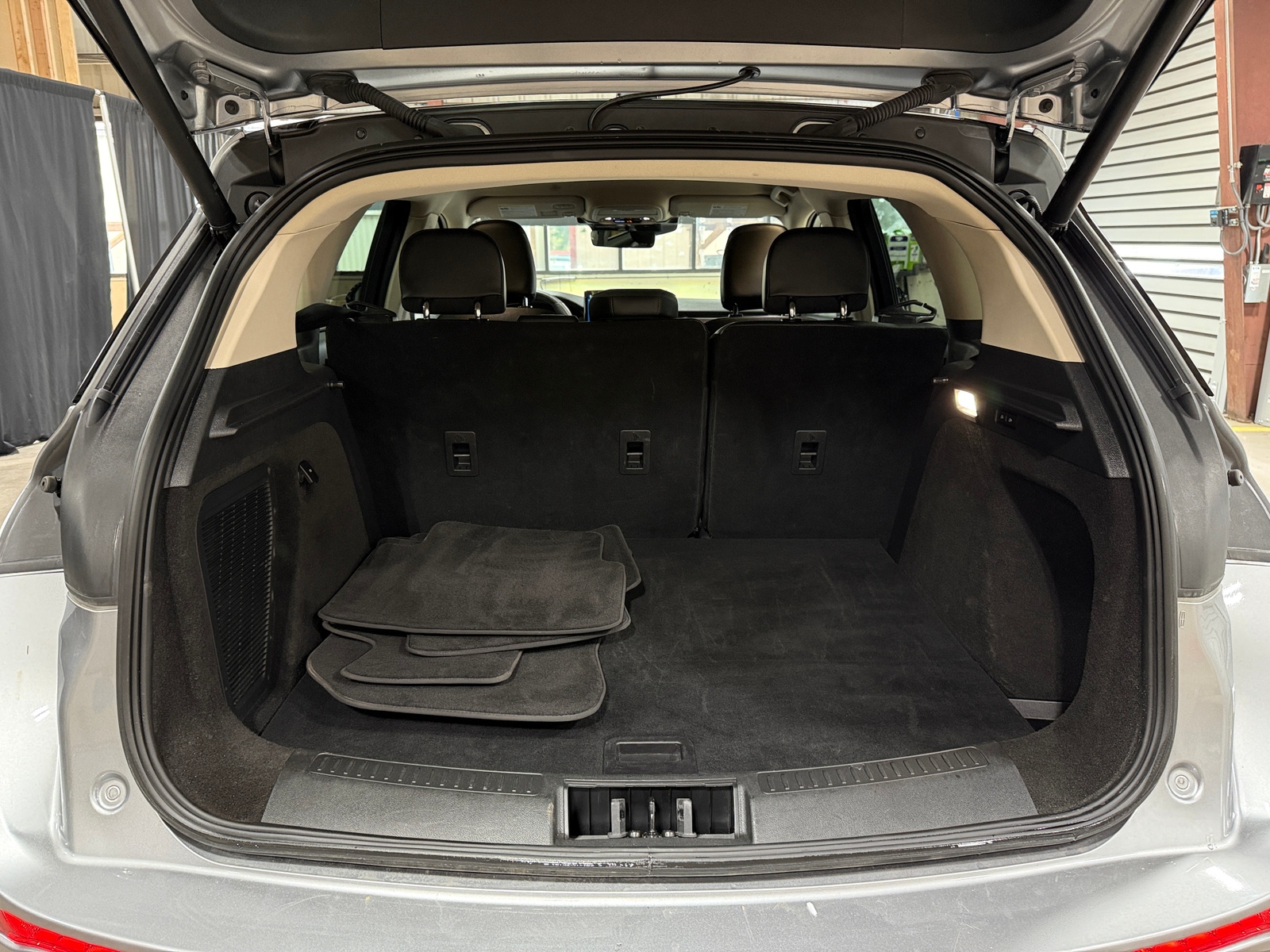 Thumbnail: 2024 Lincoln Corsair - 6