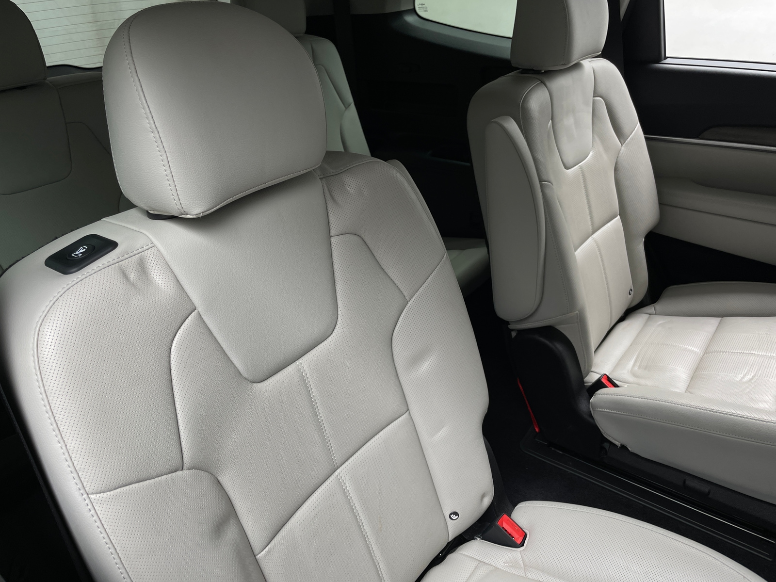 Thumbnail: 2022 Kia Telluride - 5