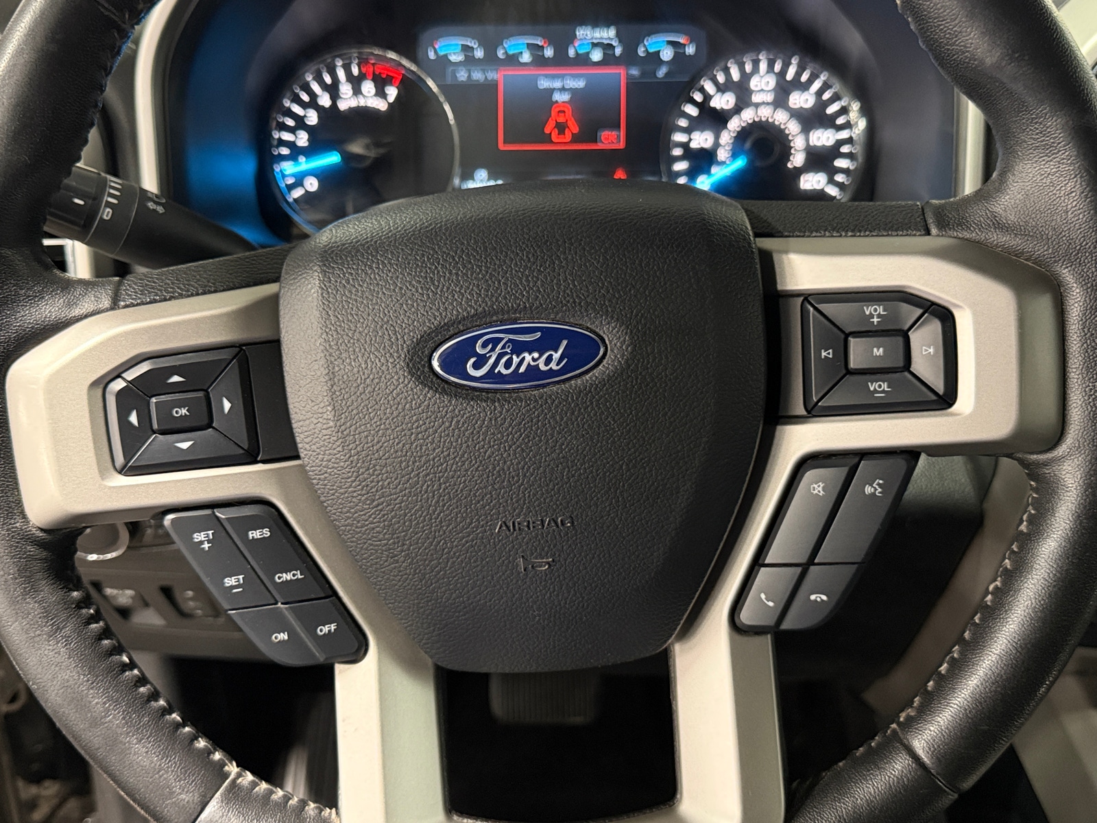 Thumbnail: 2019 Ford Econoline - 4